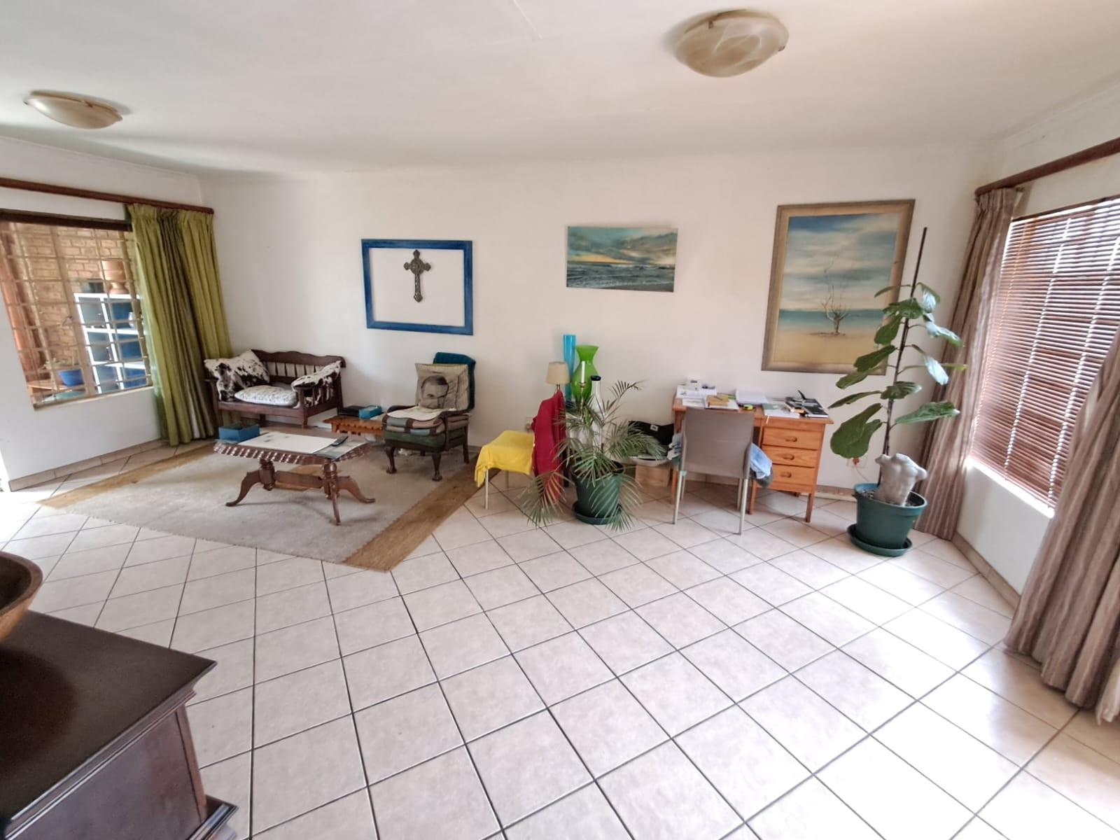 2 Bedroom Townhouse For Sale in Rooihuiskraal North Centurion Gauteng