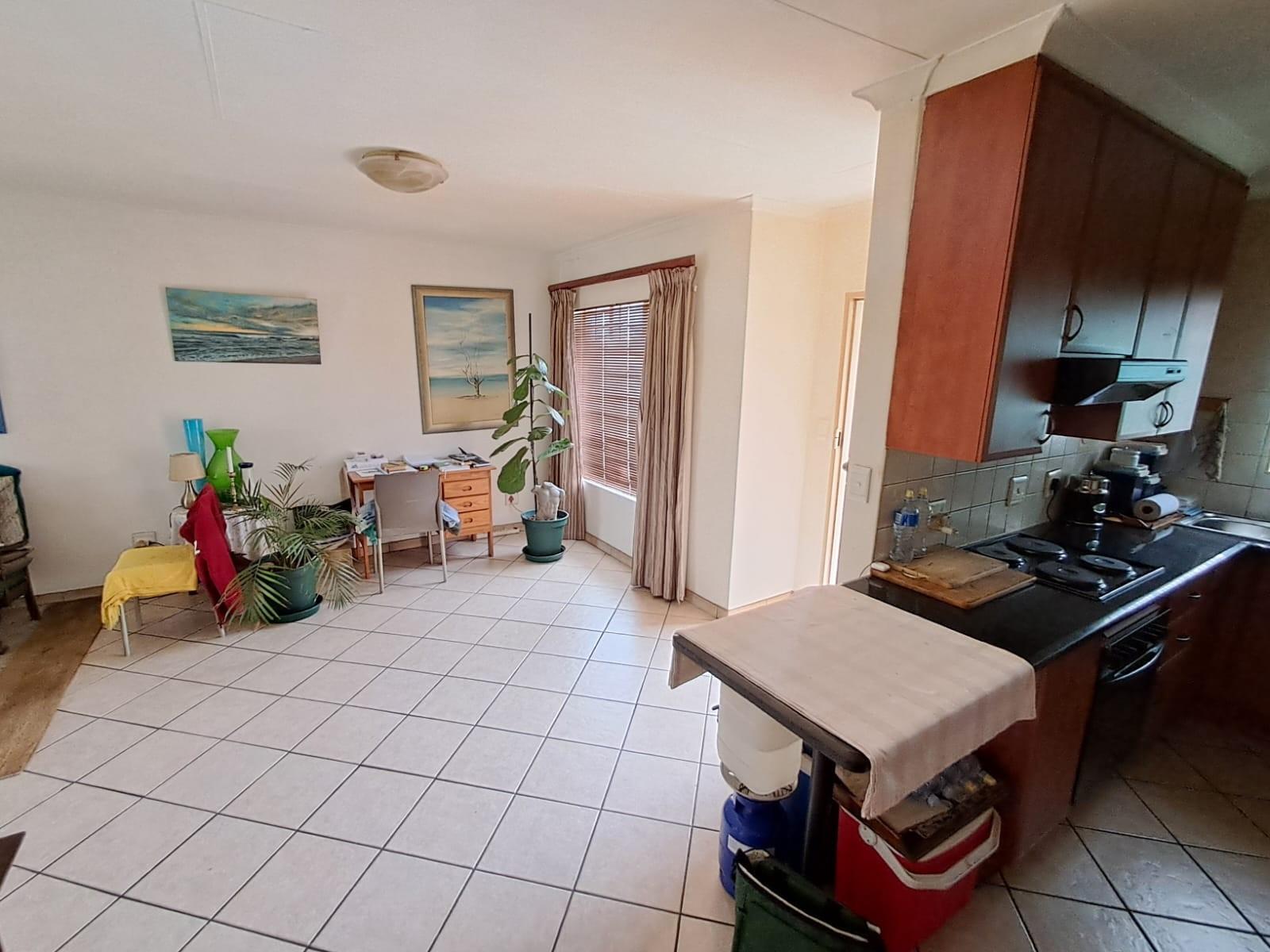 2 Bedroom Townhouse For Sale in Rooihuiskraal North Centurion Gauteng