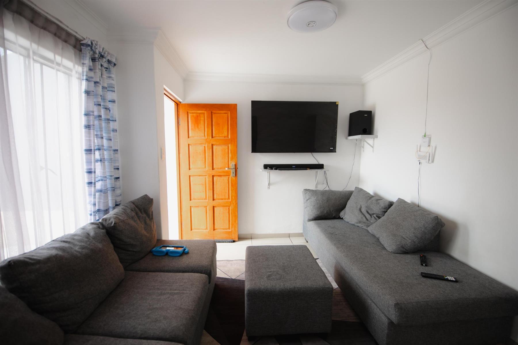 2 Bedroom House For Sale in Toekomsrus, Randfontein