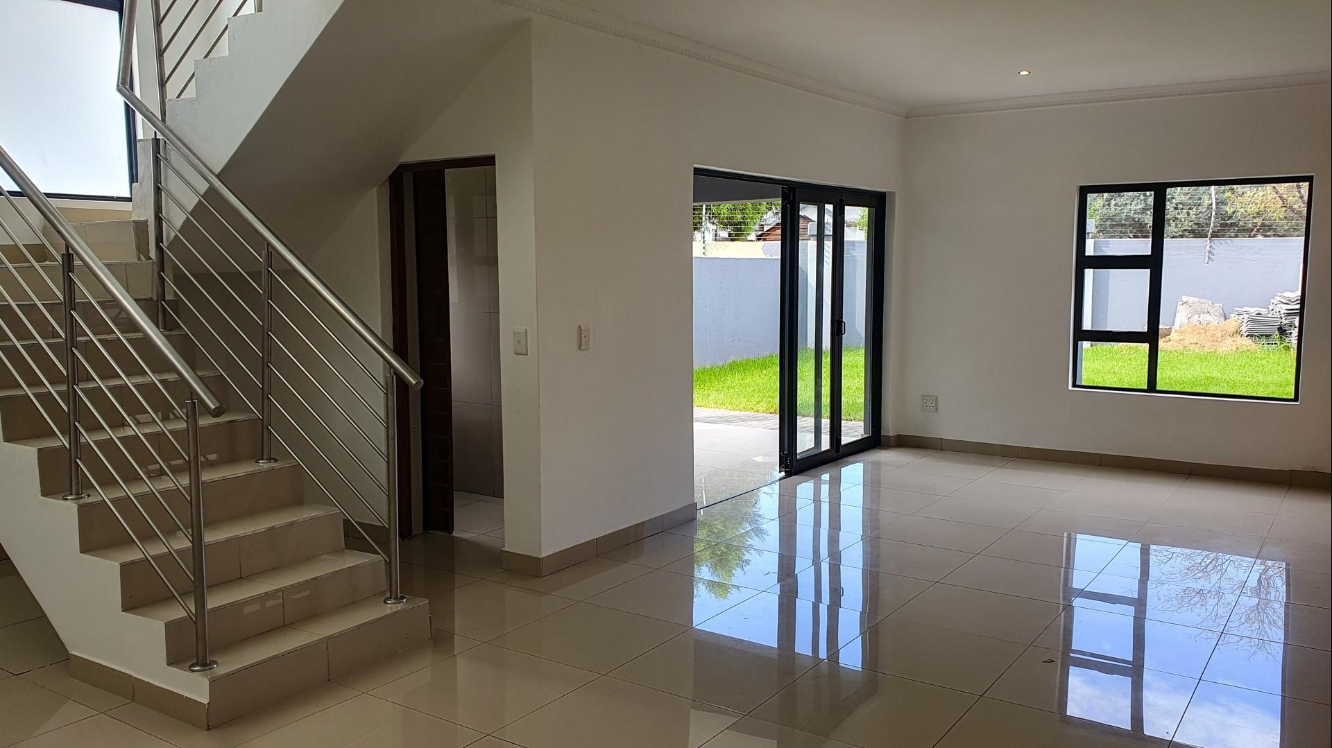 House For Sale in Gateway Manor, Hartbeespoort, North West