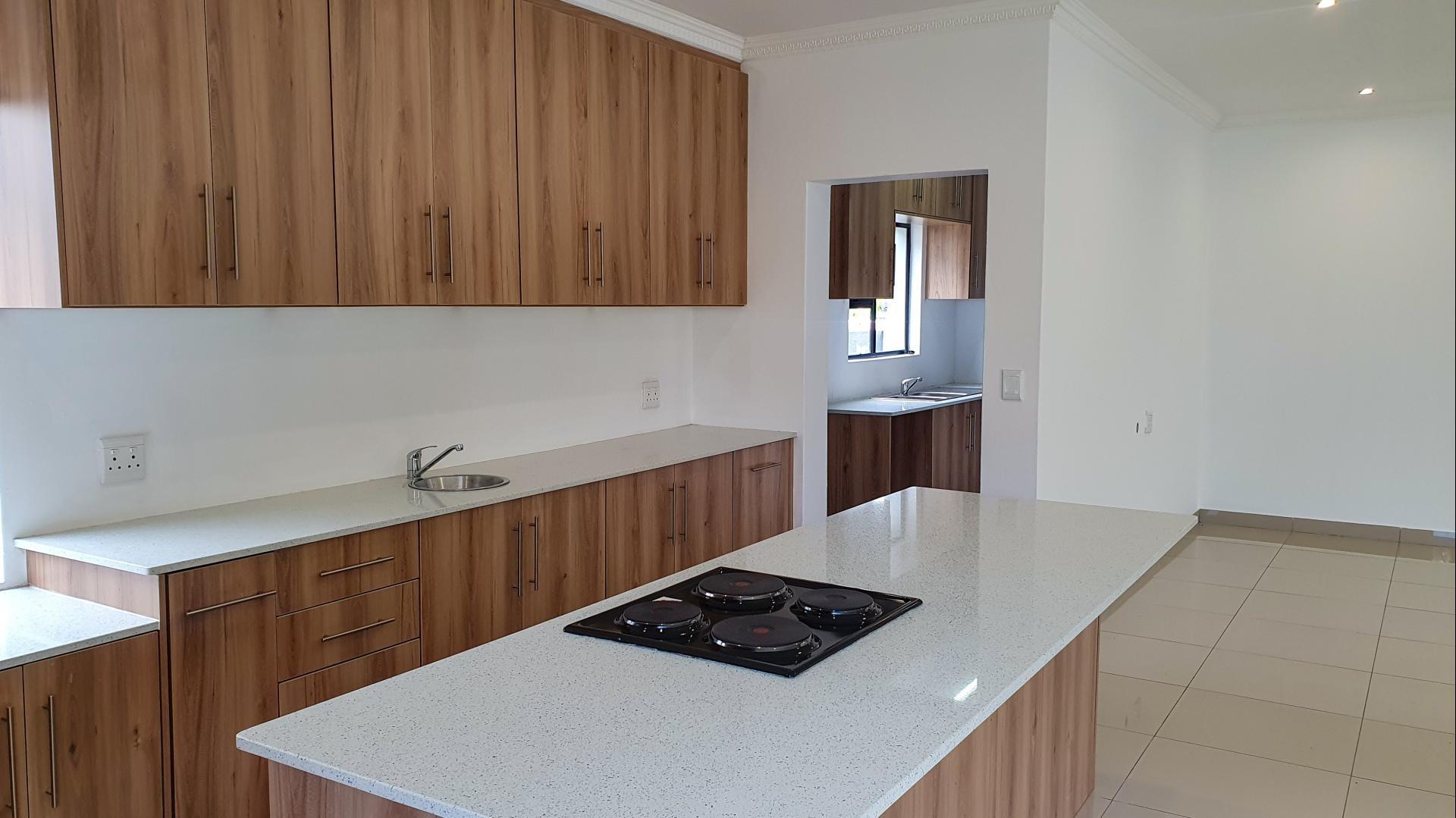 House For Sale in Gateway Manor, Hartbeespoort, North West