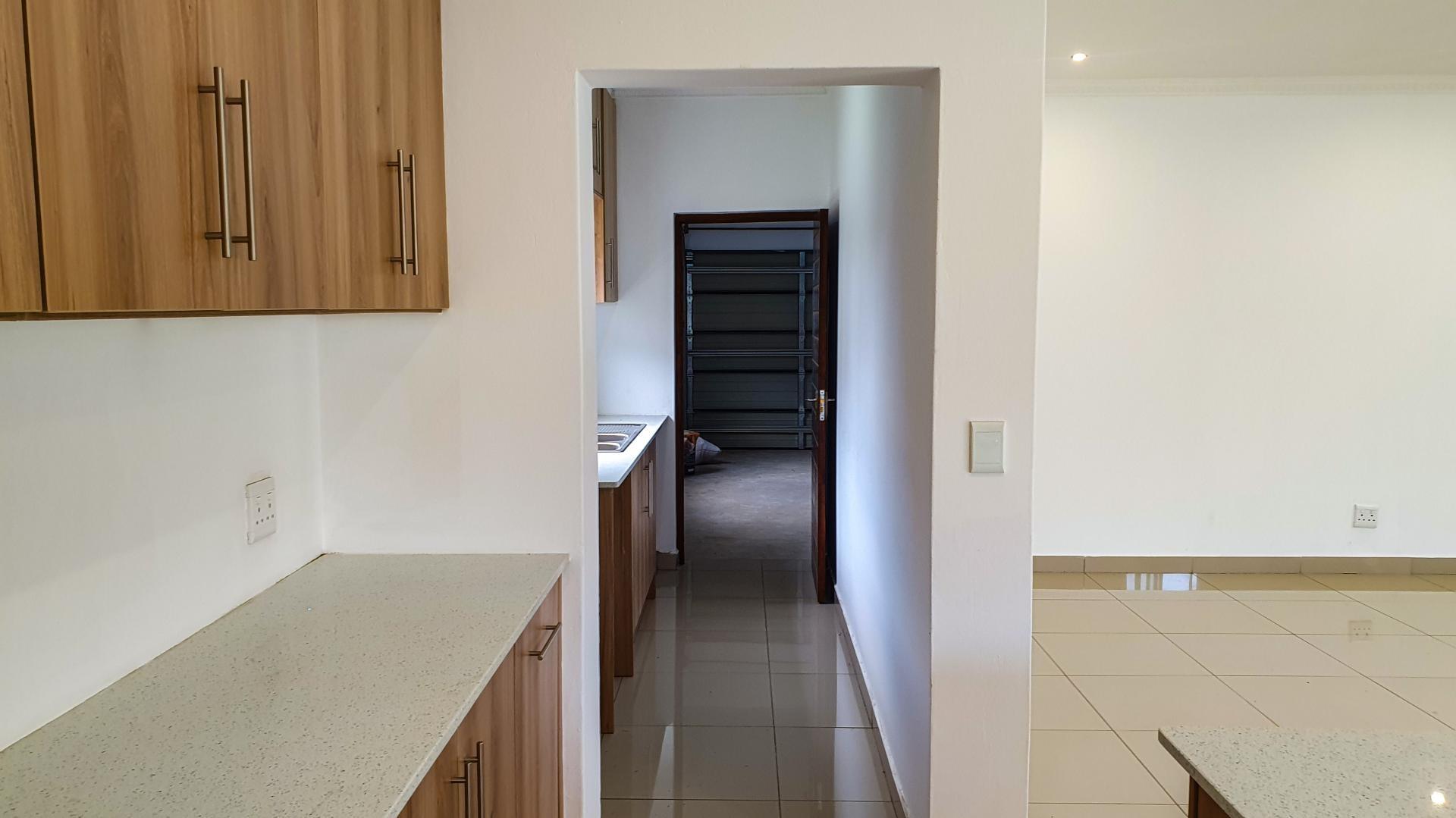 House For Sale in Gateway Manor, Hartbeespoort, North West