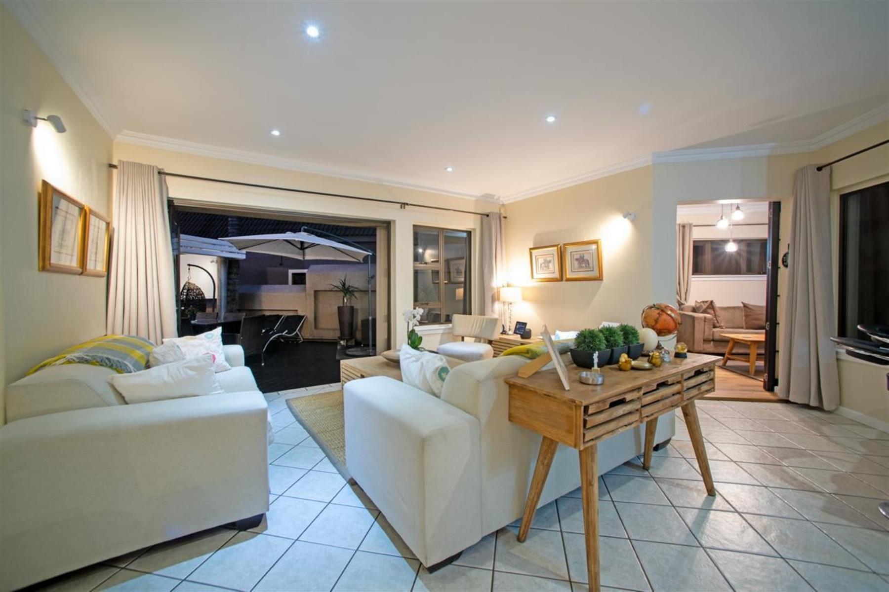 Luxury Smart Living 3-Bedroom Cluster Home with Flatlet and Entertainer’s Dream Outdoor Space