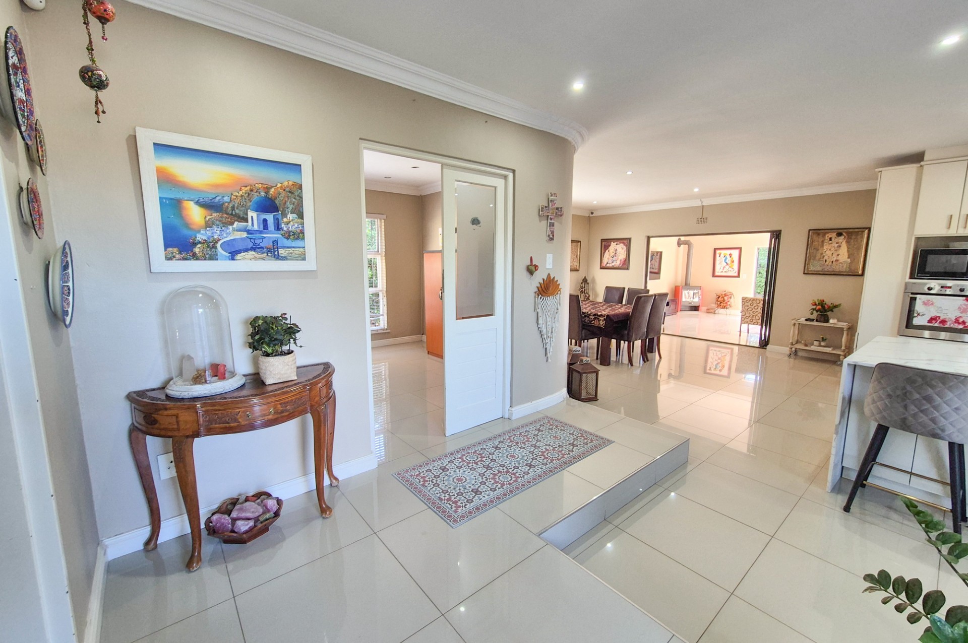 Spacious Family Home with Entertainer’s Backyard in Door De Kraal