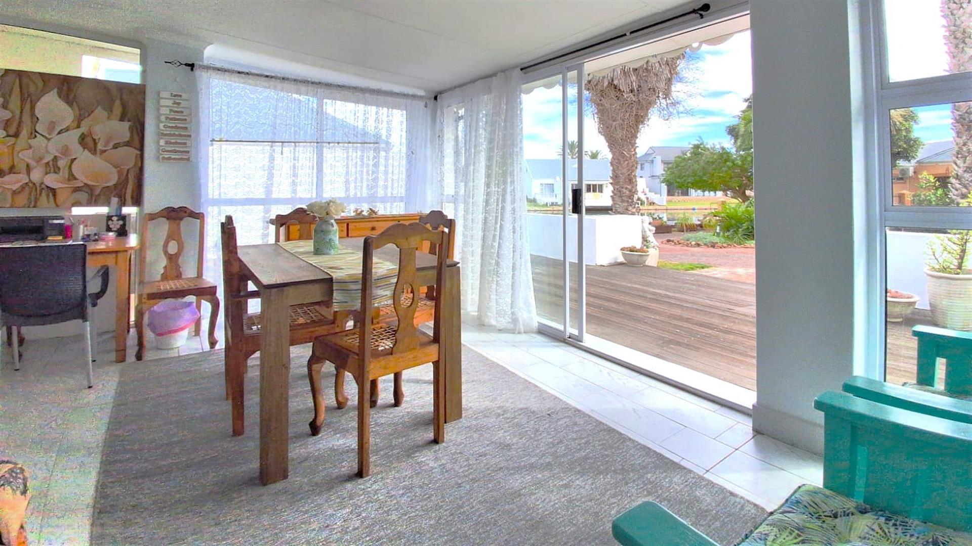 Phase 1 Marina Martinique Gem - 3 Bedroom Home Steps from Canals | Inverter, Slipway Access