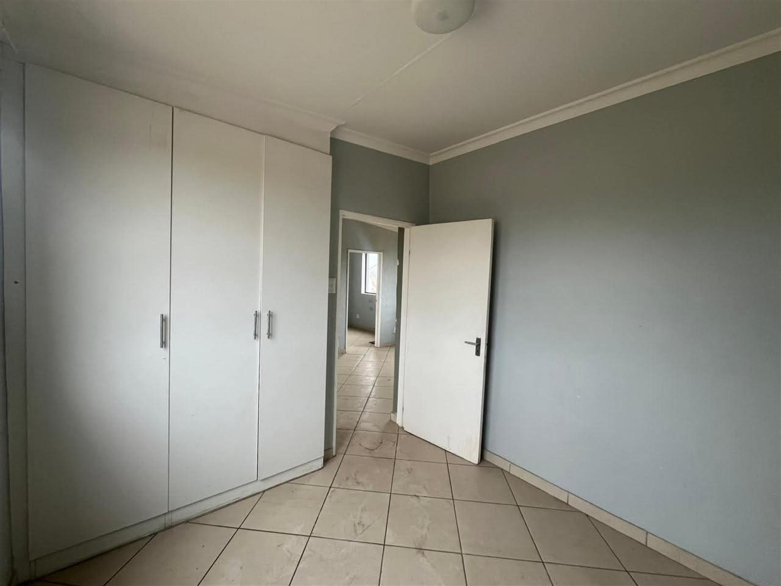 Apartment For Sale in Madadeni D, Madadeni, Newcastle, KwaZulu Natal
