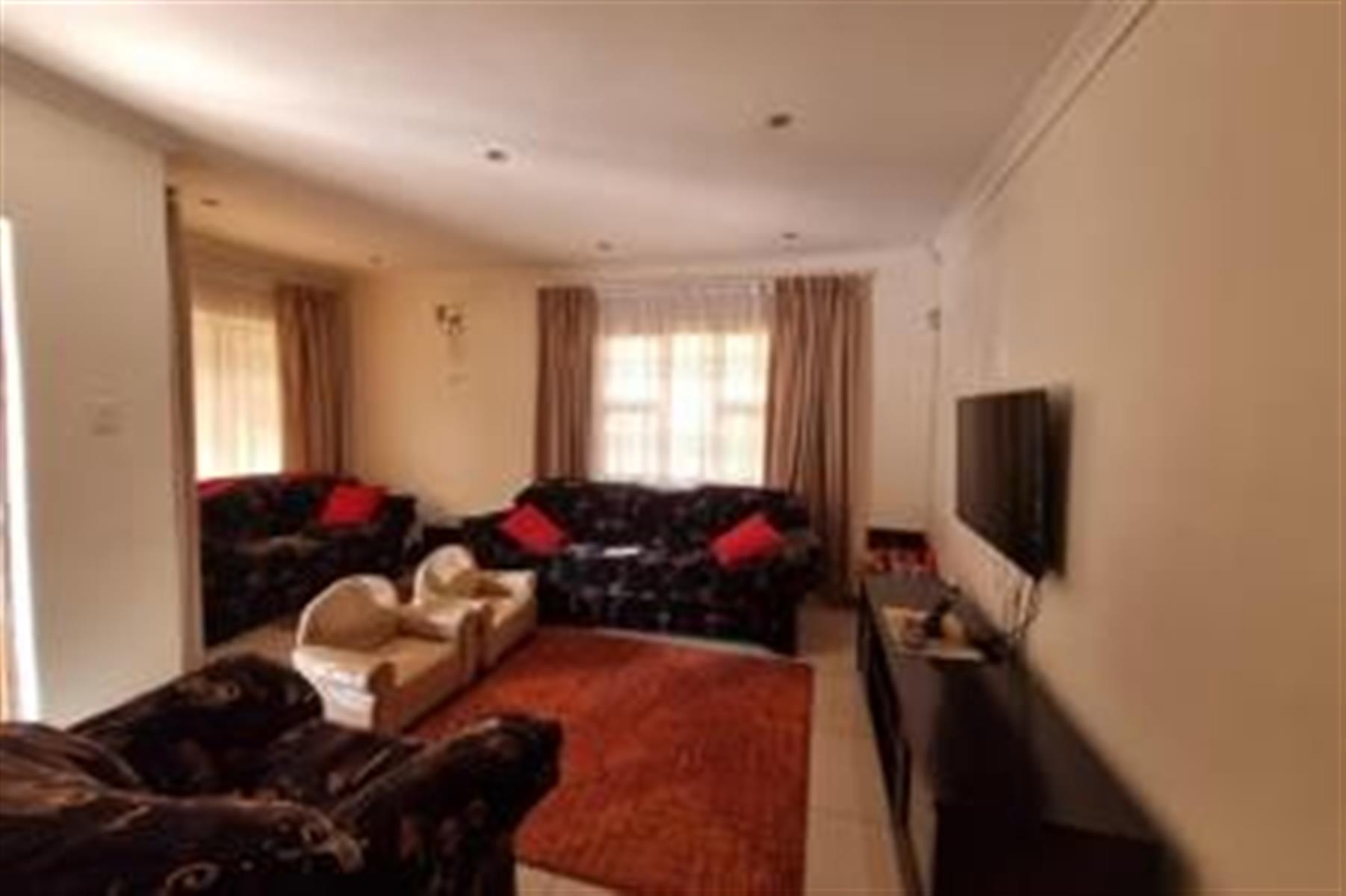 Face Brick Family Home For Sale in Bakerville Heights, Pietermaritzburg, KwaZulu Natal