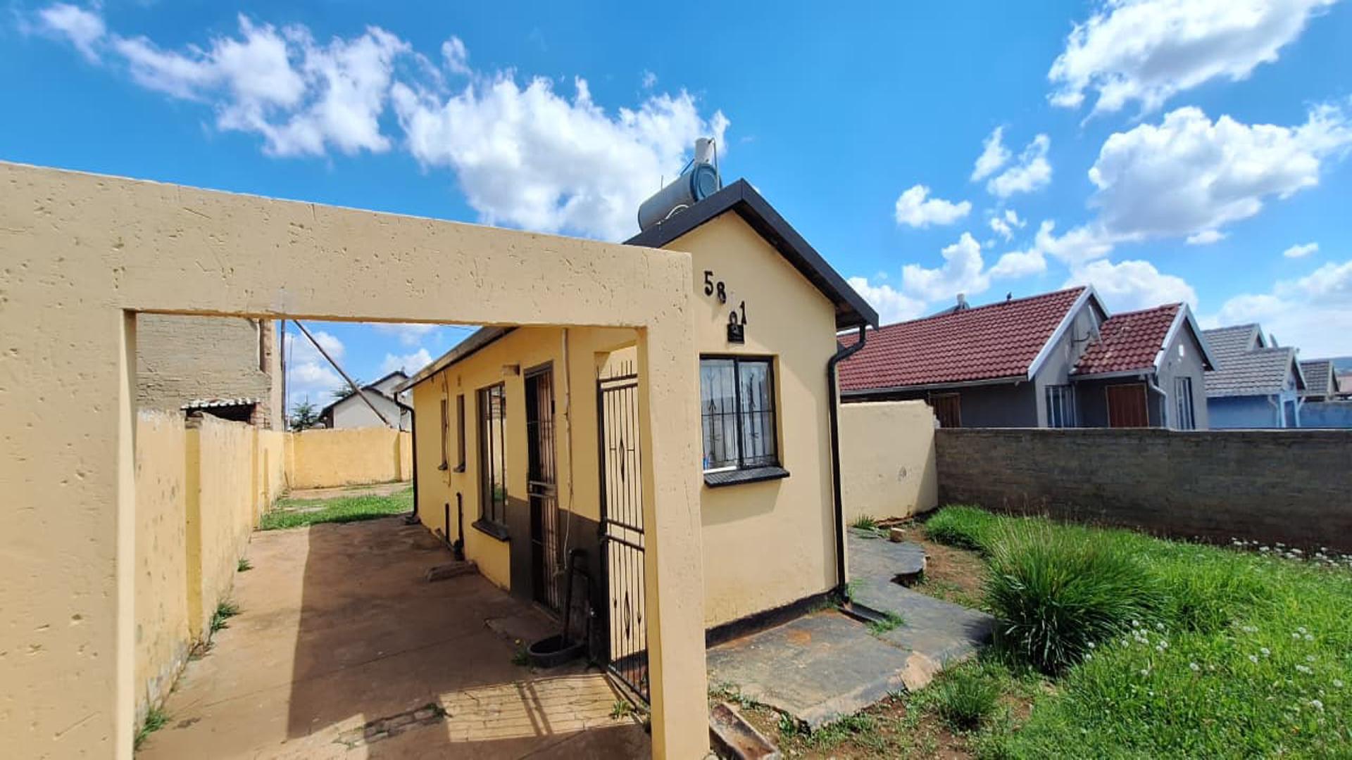 House For Sale in Ennerdale, Johannesburg