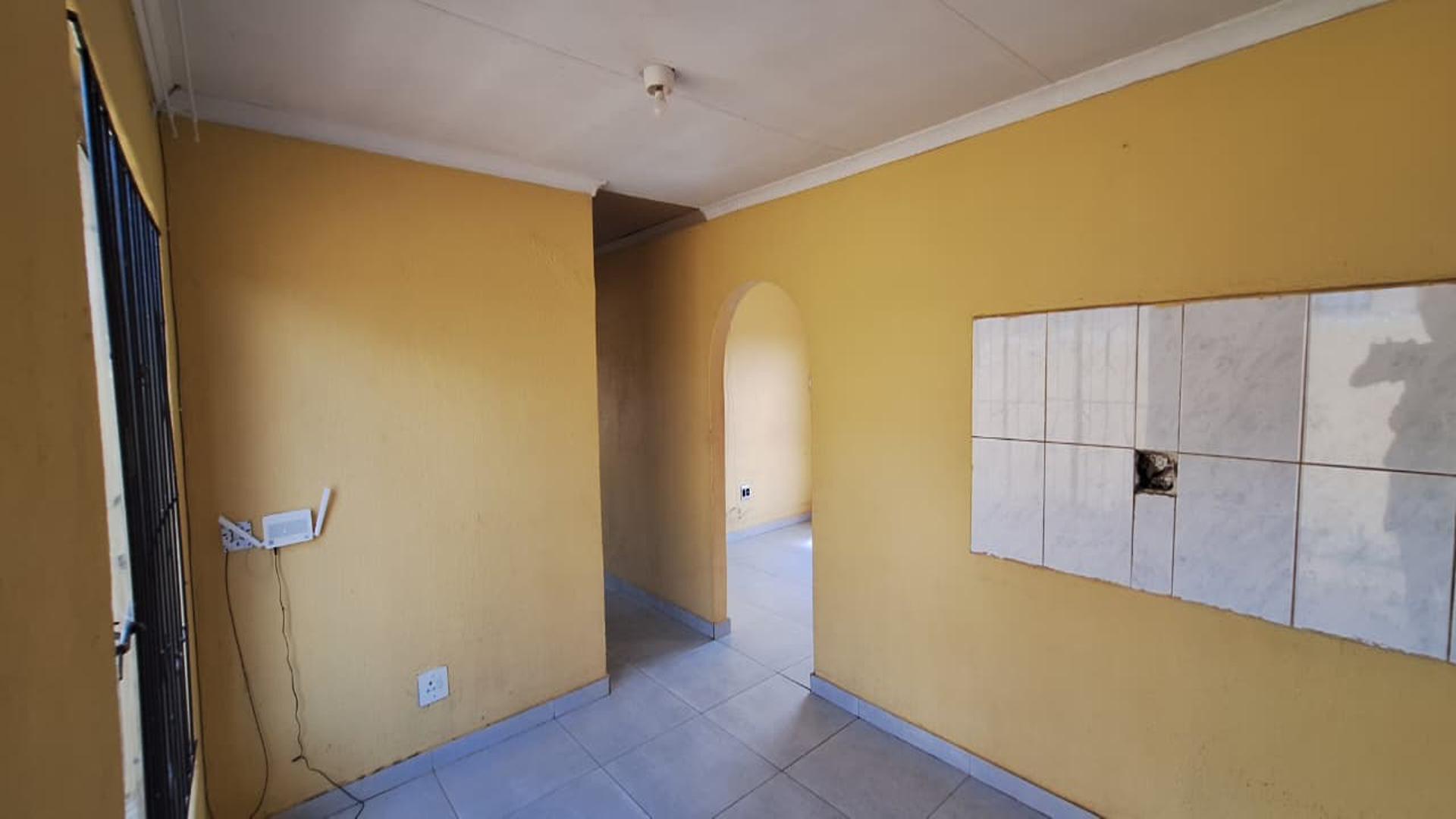 House For Sale in Ennerdale, Johannesburg