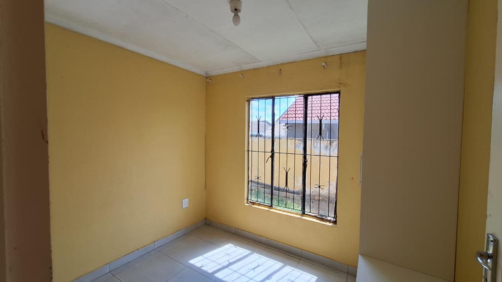 House For Sale in Ennerdale, Johannesburg