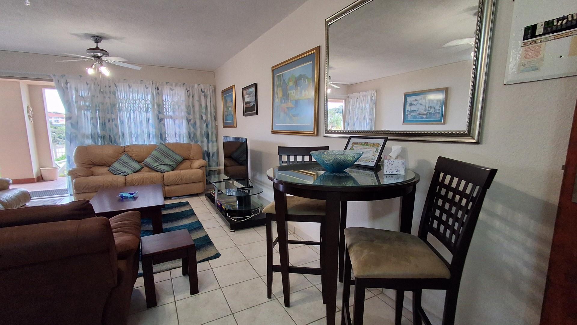 Immaculate beachfront living in sought-after Uvongo complex