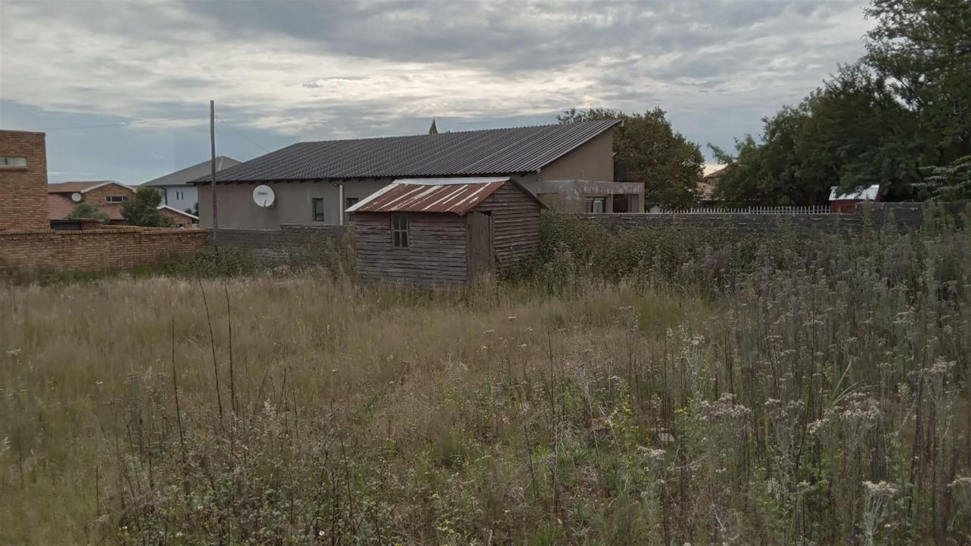 UNFINISHED GEM WITH STUNNING VIEWS - CREATE YOUR DREAM ESCAPE