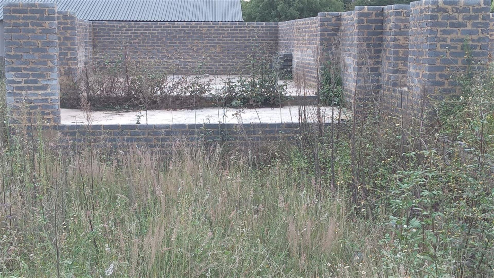 UNFINISHED GEM WITH STUNNING VIEWS - CREATE YOUR DREAM ESCAPE