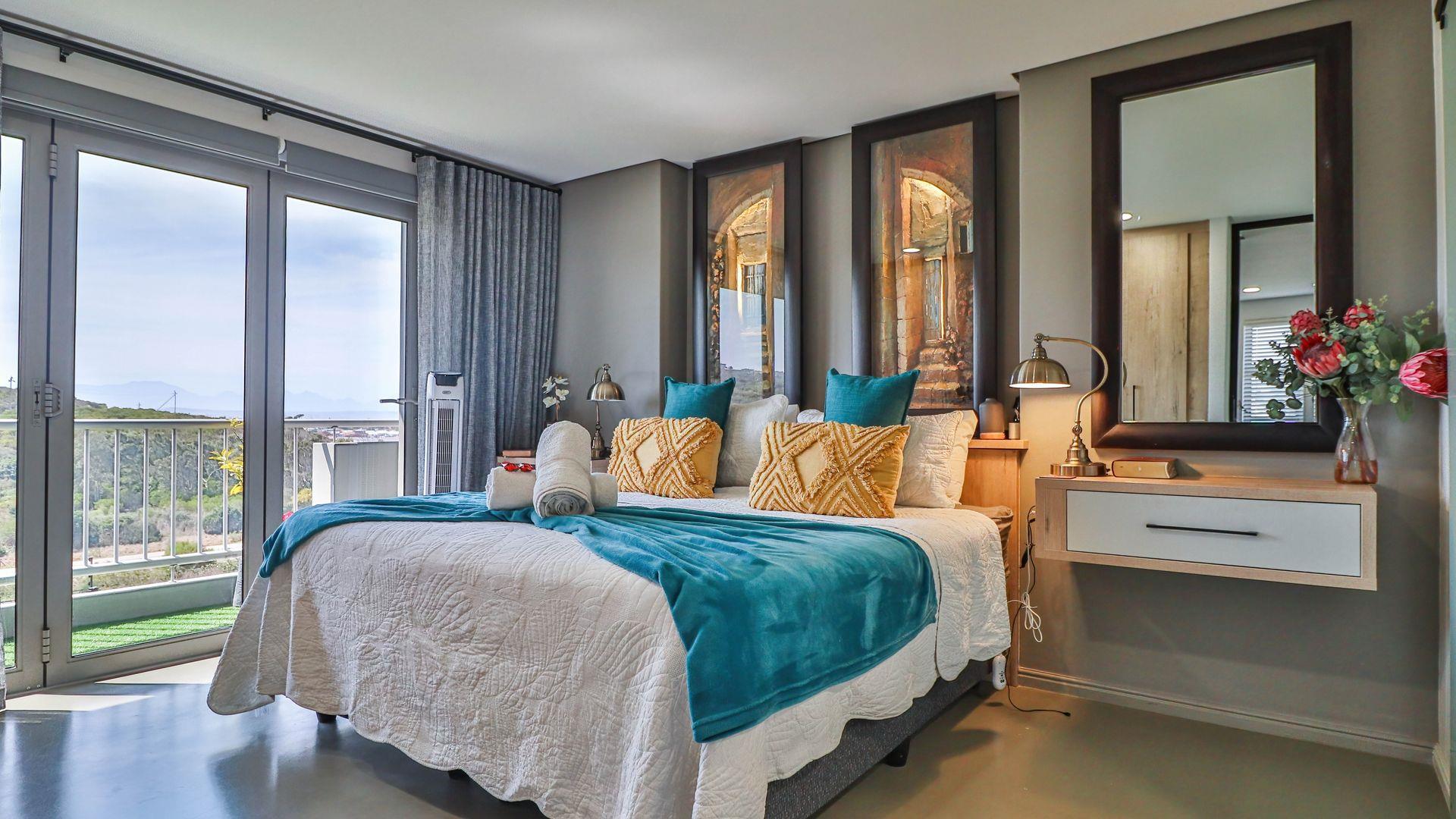Seamless modern comfort in this immaculate apartment in Island View