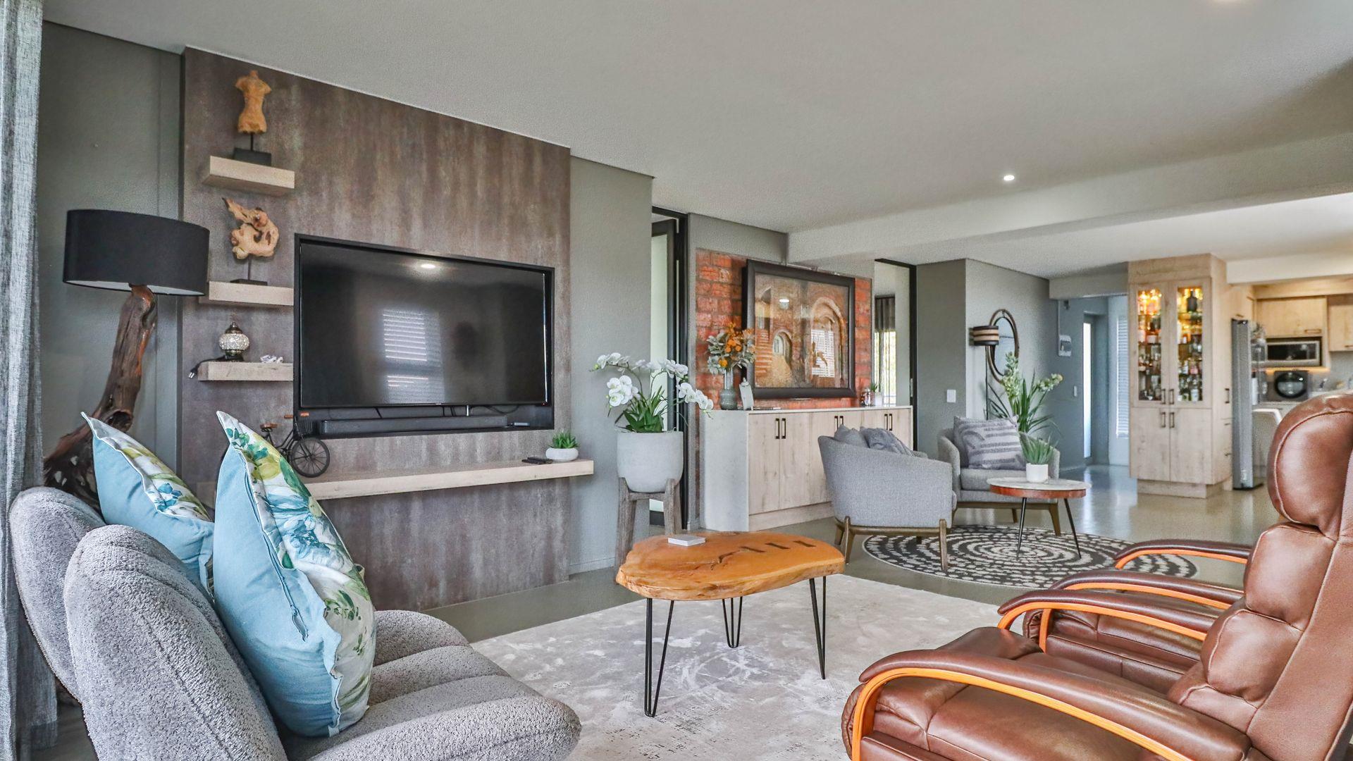 Seamless modern comfort in this immaculate apartment in Island View