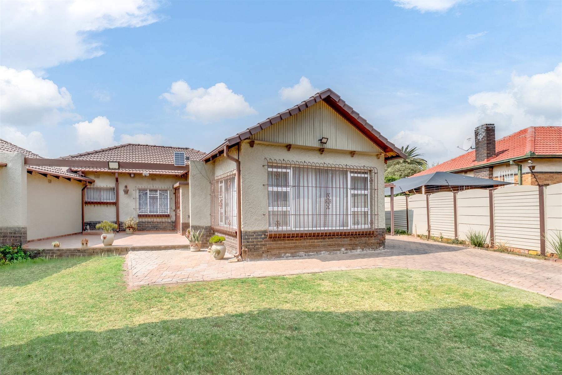 House for sale in Hurlyvale, Edenvale, 991 m²