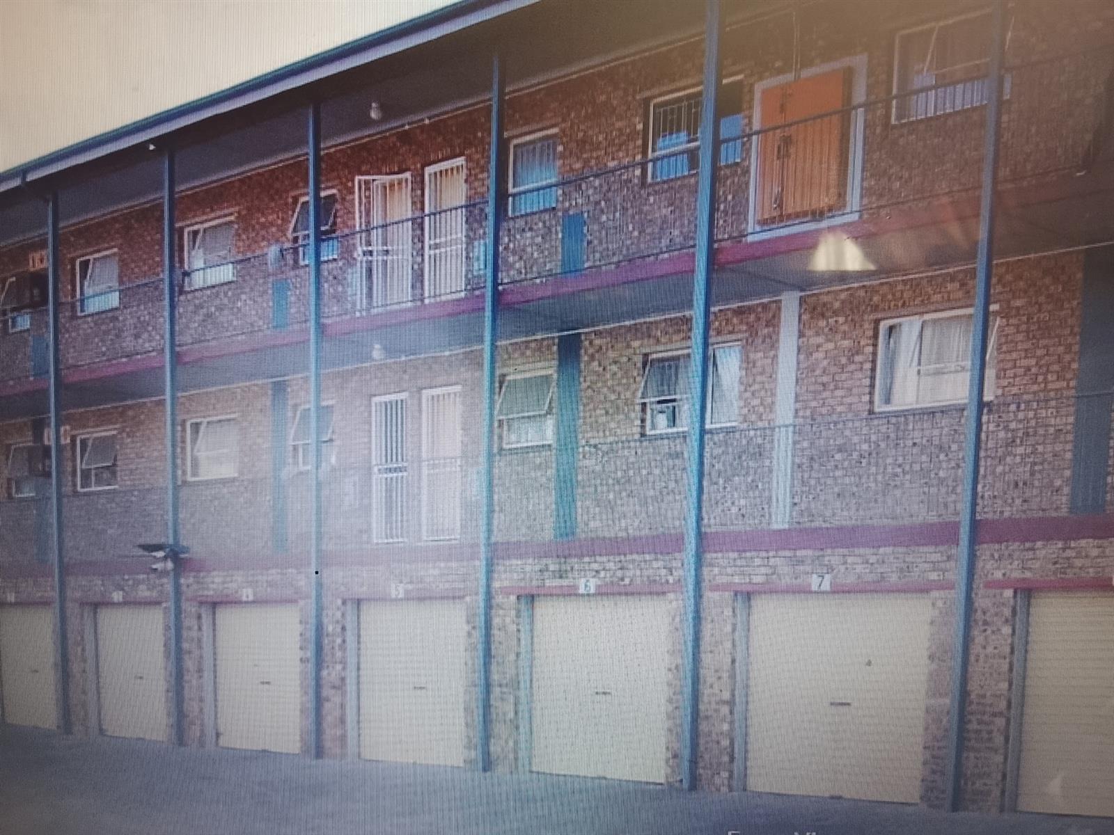 Apartment For Sale in Kempton Park Central, Kempton Park