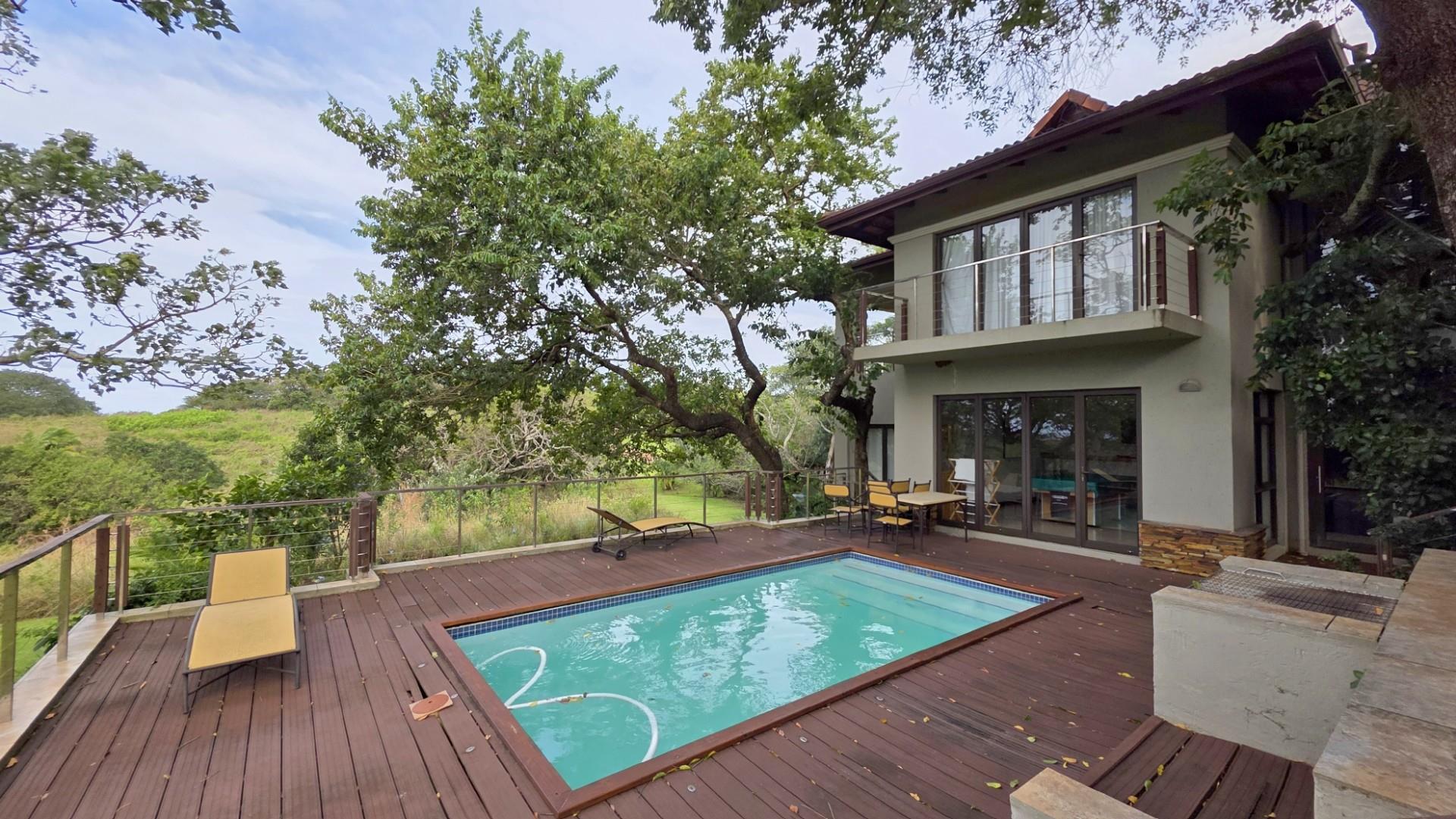 Upmarket 4 bedroom, 4 bathroom Villa in Exclusive Eco Estate in Port Edward