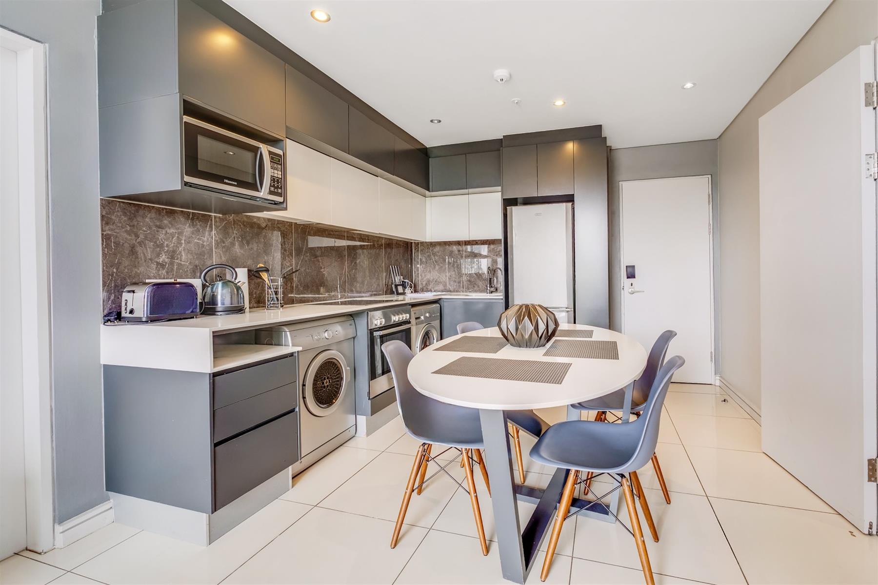 Stunning Apartment For Sale in Sandown, Sandton