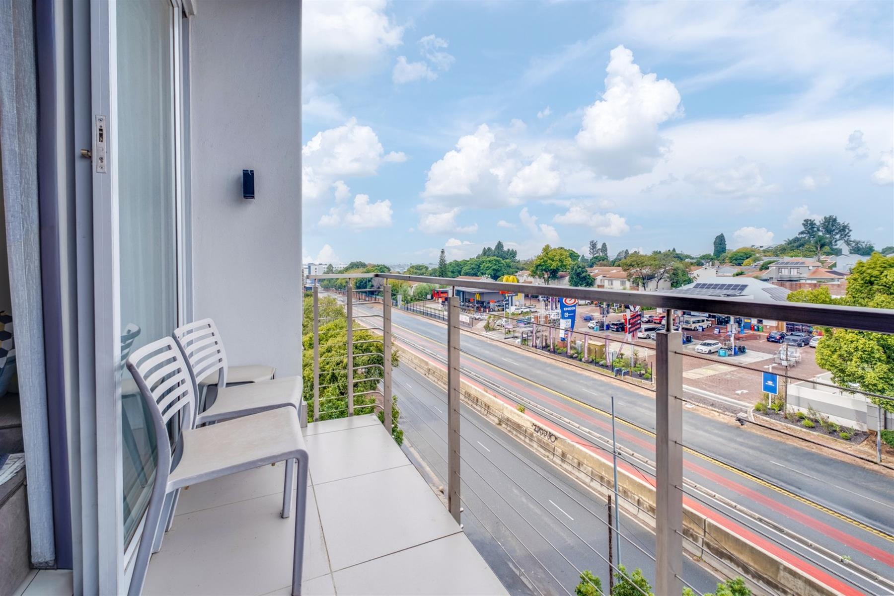 Stunning Apartment For Sale in Sandown, Sandton