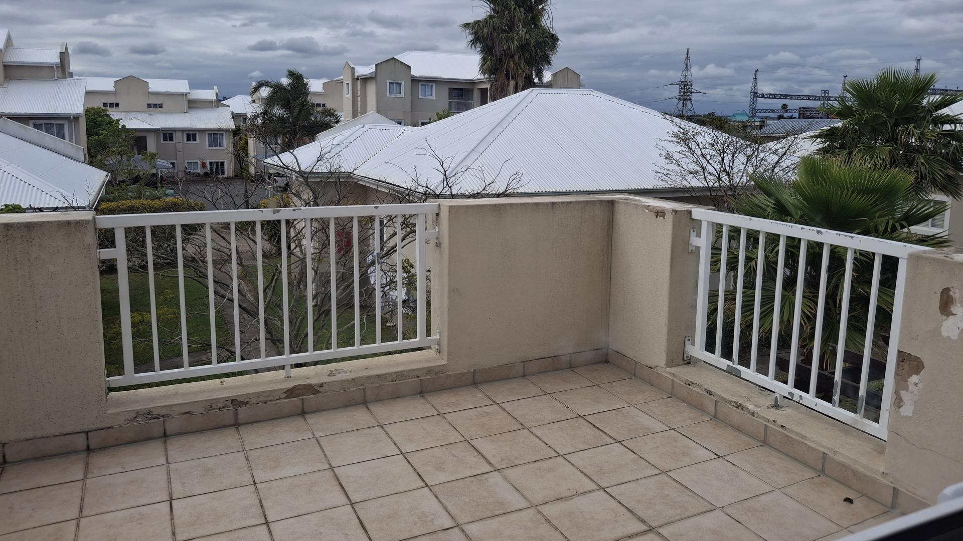 Two bedroom Townhouse in Beacon Bay