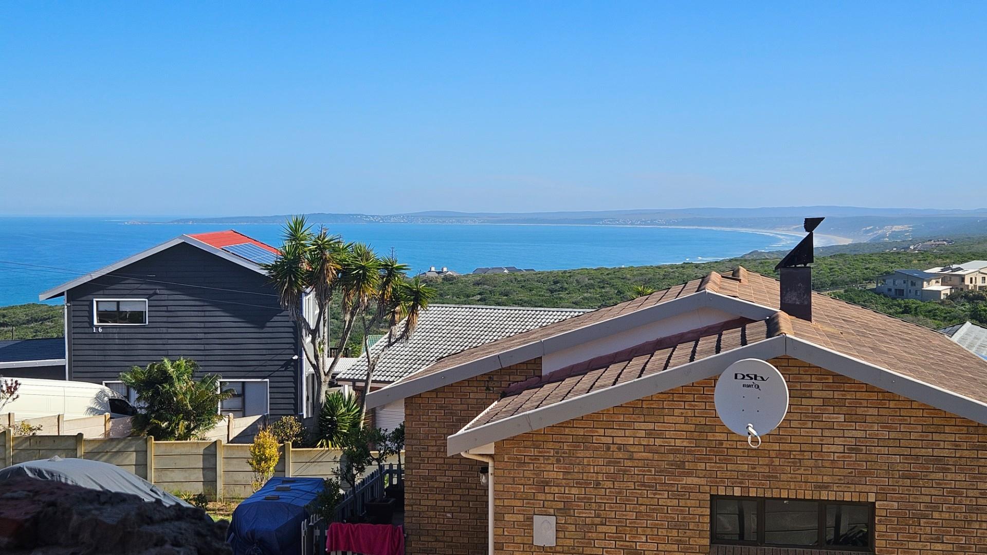 House For Sale in Dana Bay, Mossel Bay