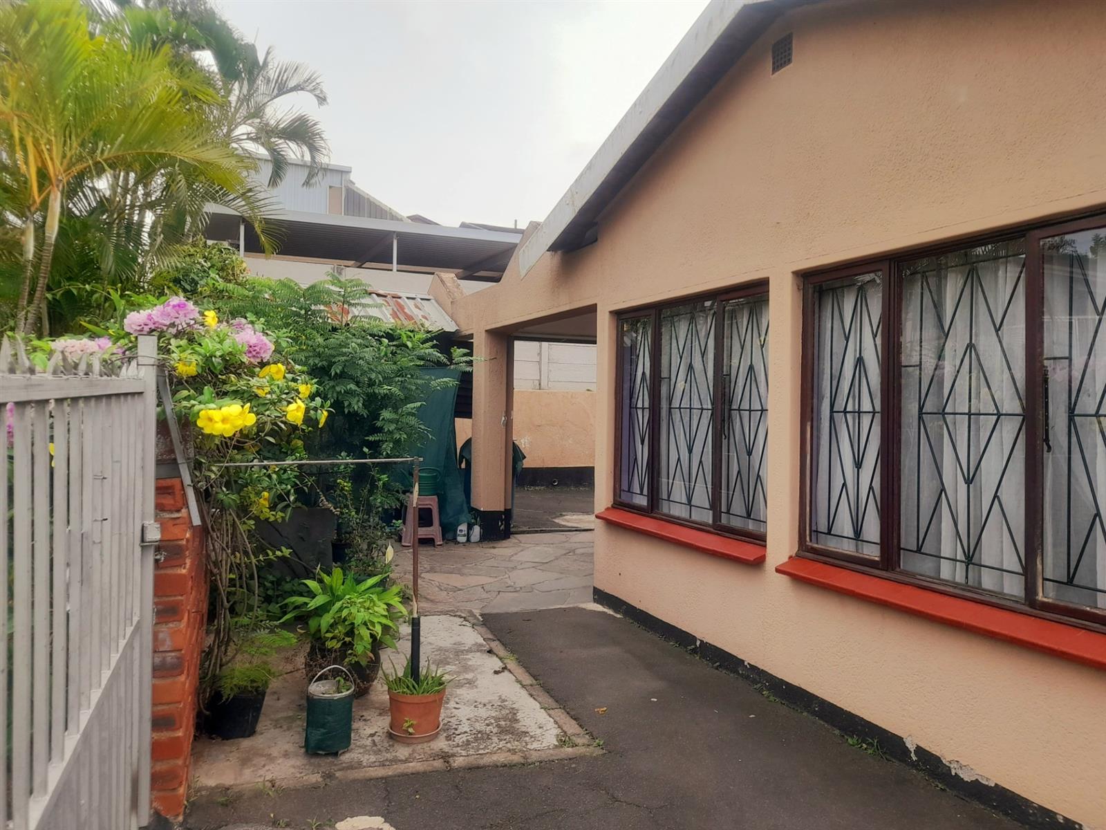 House For Sale in Brookdale, Phoenix, KwaZulu Natal