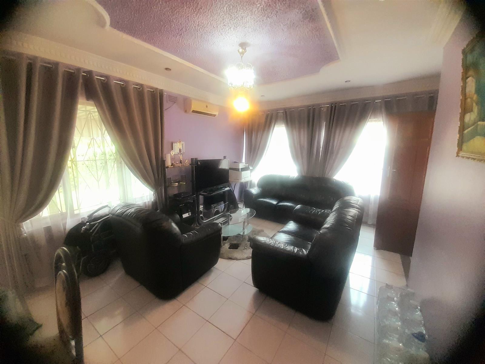 House For Sale in Brookdale, Phoenix, KwaZulu Natal