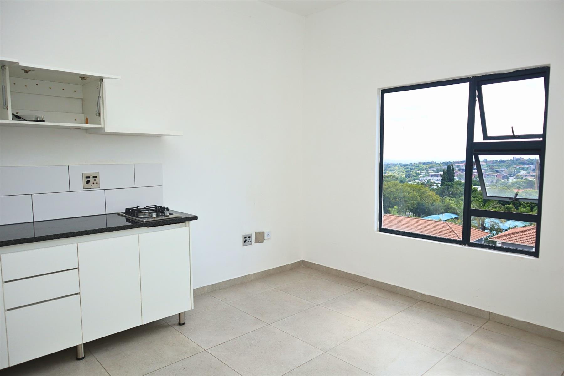 Apartment for rent in Ferndale, Randburg, 193, The Base, 323 Surrey Avenue, Ferndale, Randburg, Gauteng, 33 m²