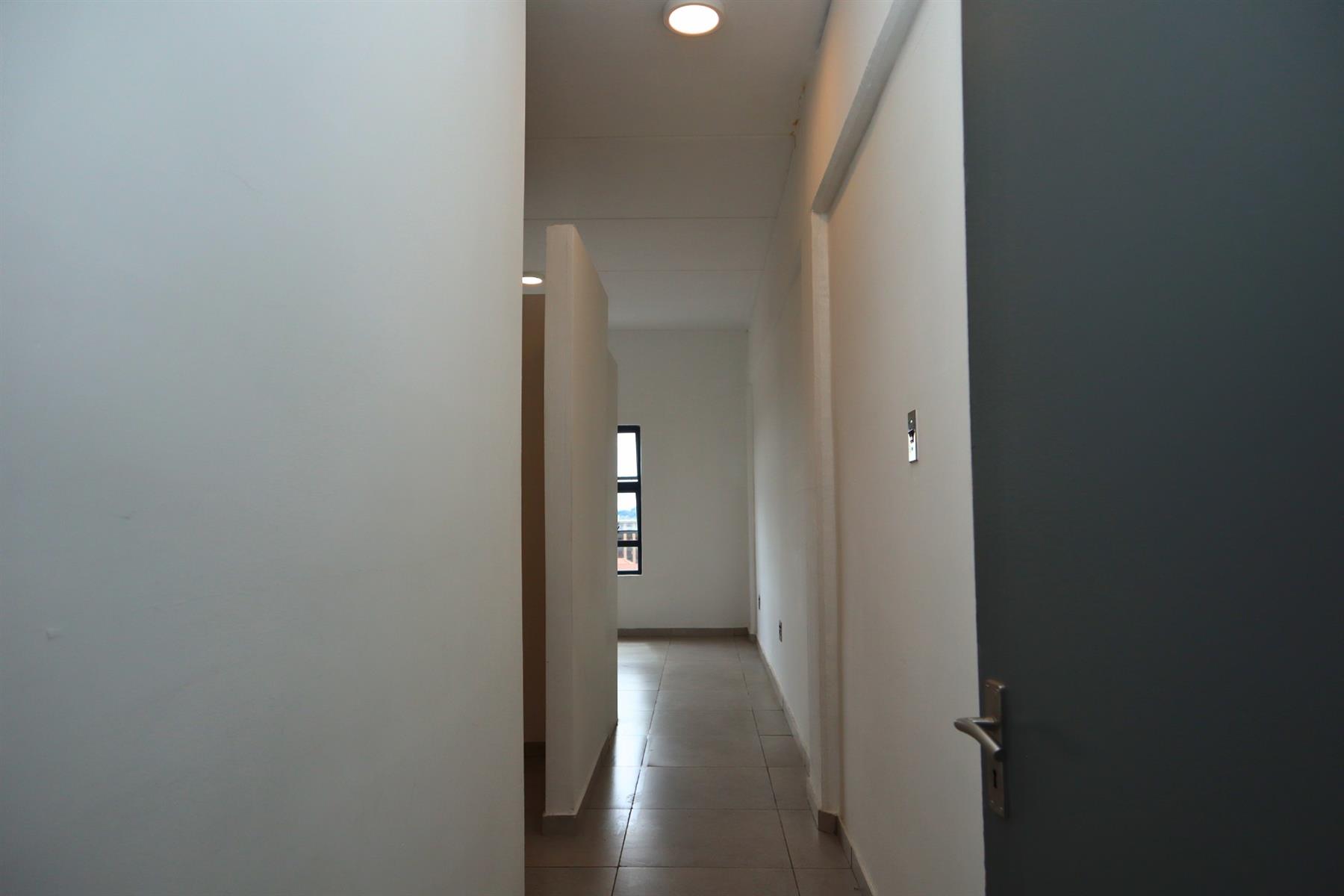Apartment for rent in Ferndale, Randburg, 193, The Base, 323 Surrey Avenue, Ferndale, Randburg, Gauteng, 33 m²