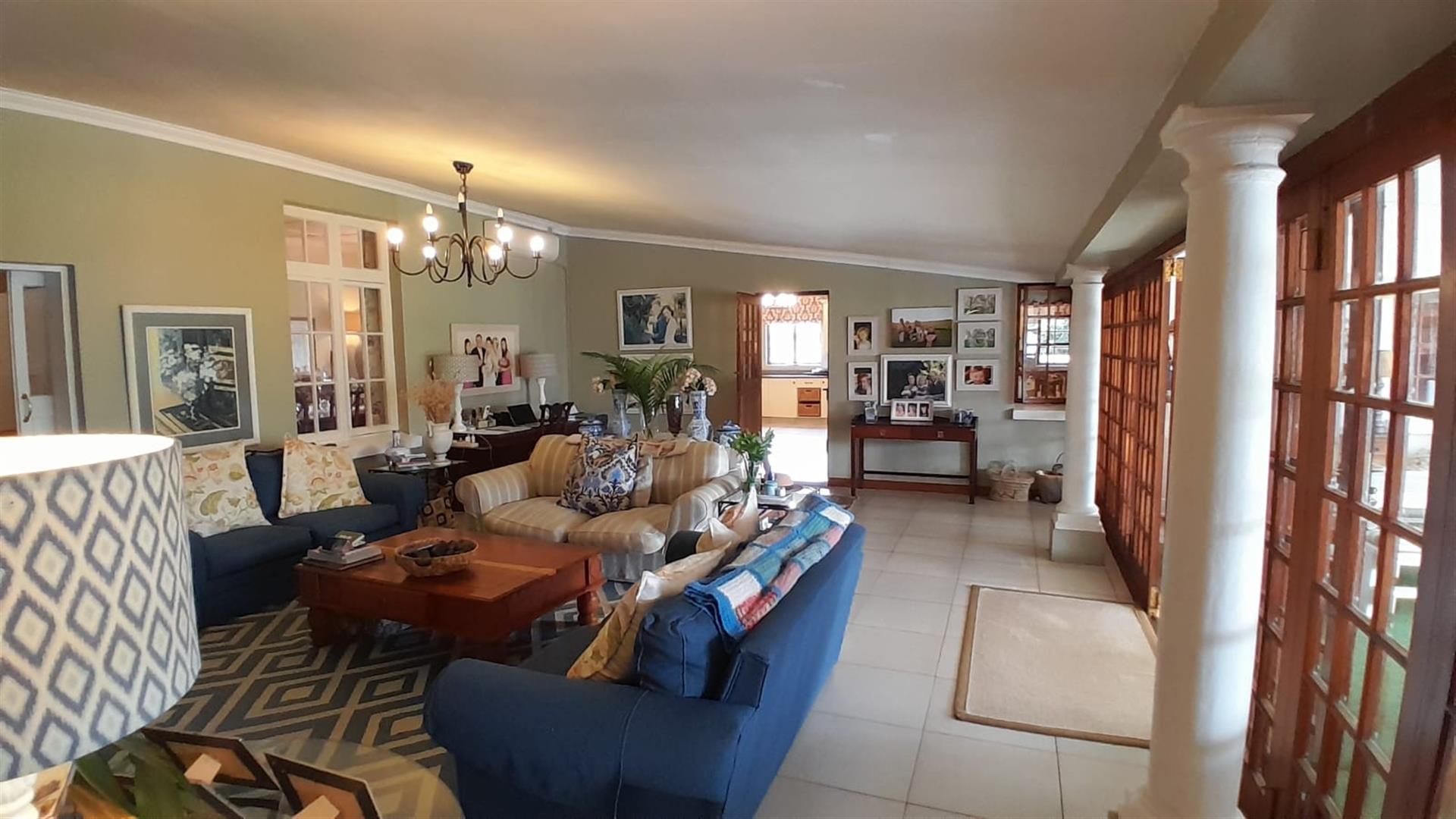LUXURY HOME IN TRANQUIL ESTATE - BALLITO, KZN