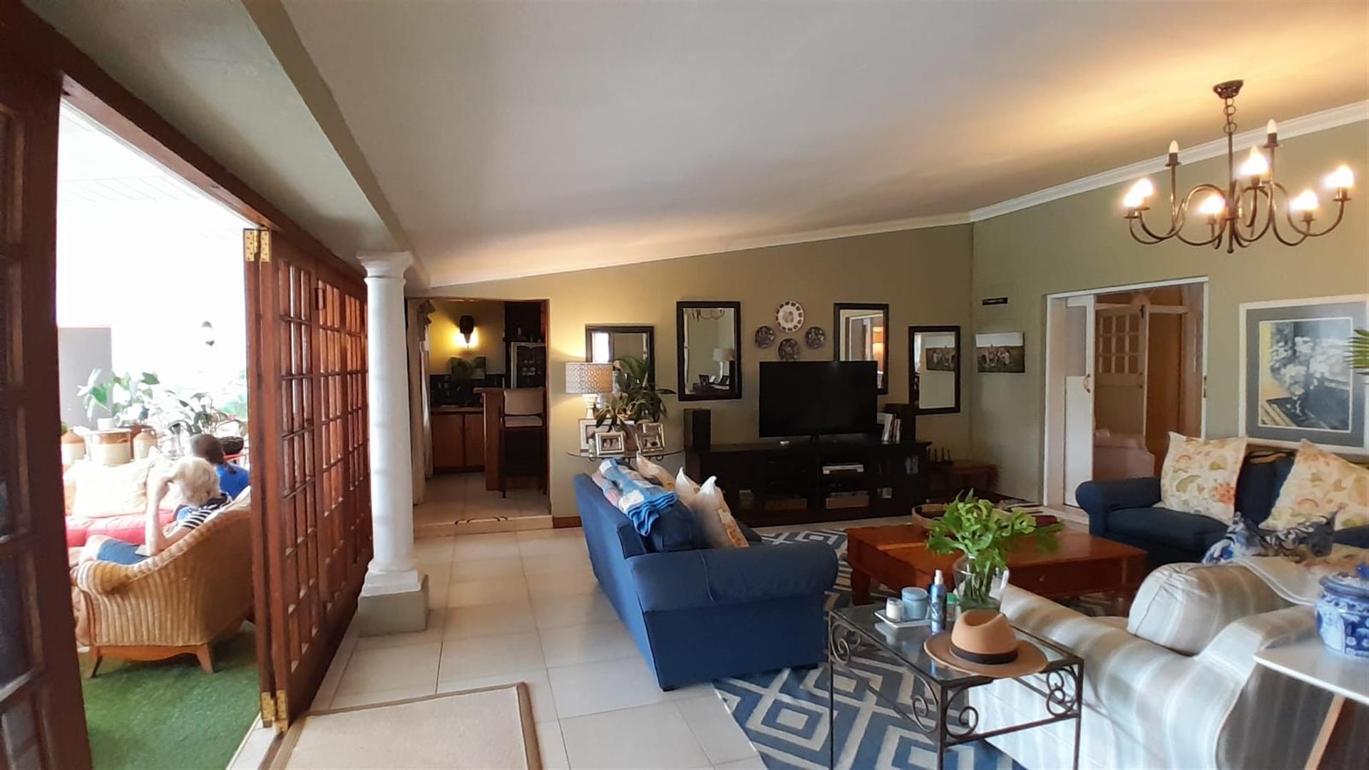 LUXURY HOME IN TRANQUIL ESTATE - BALLITO, KZN