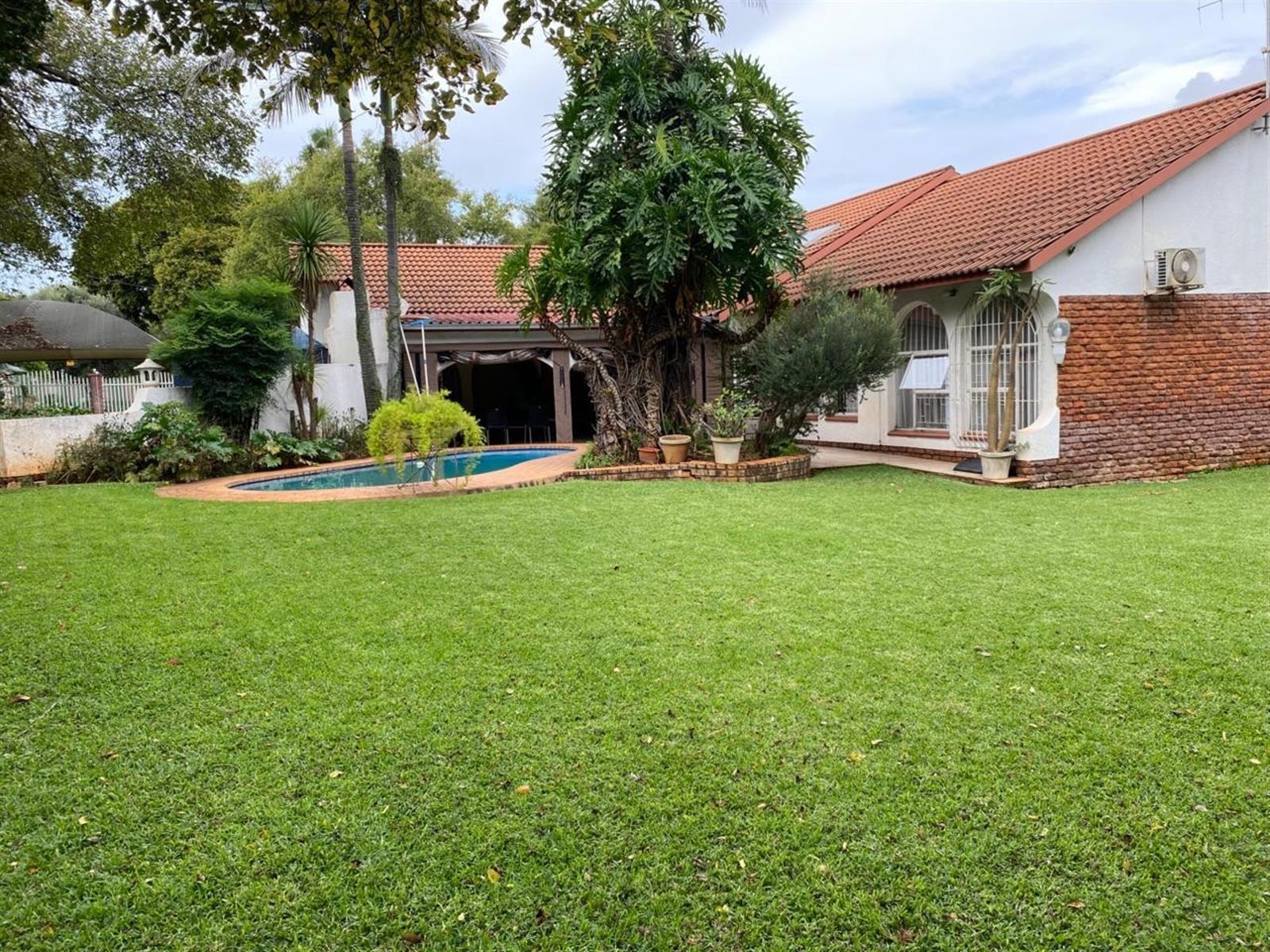 House For Sale in Schoemansville, Hartbeespoort, North West