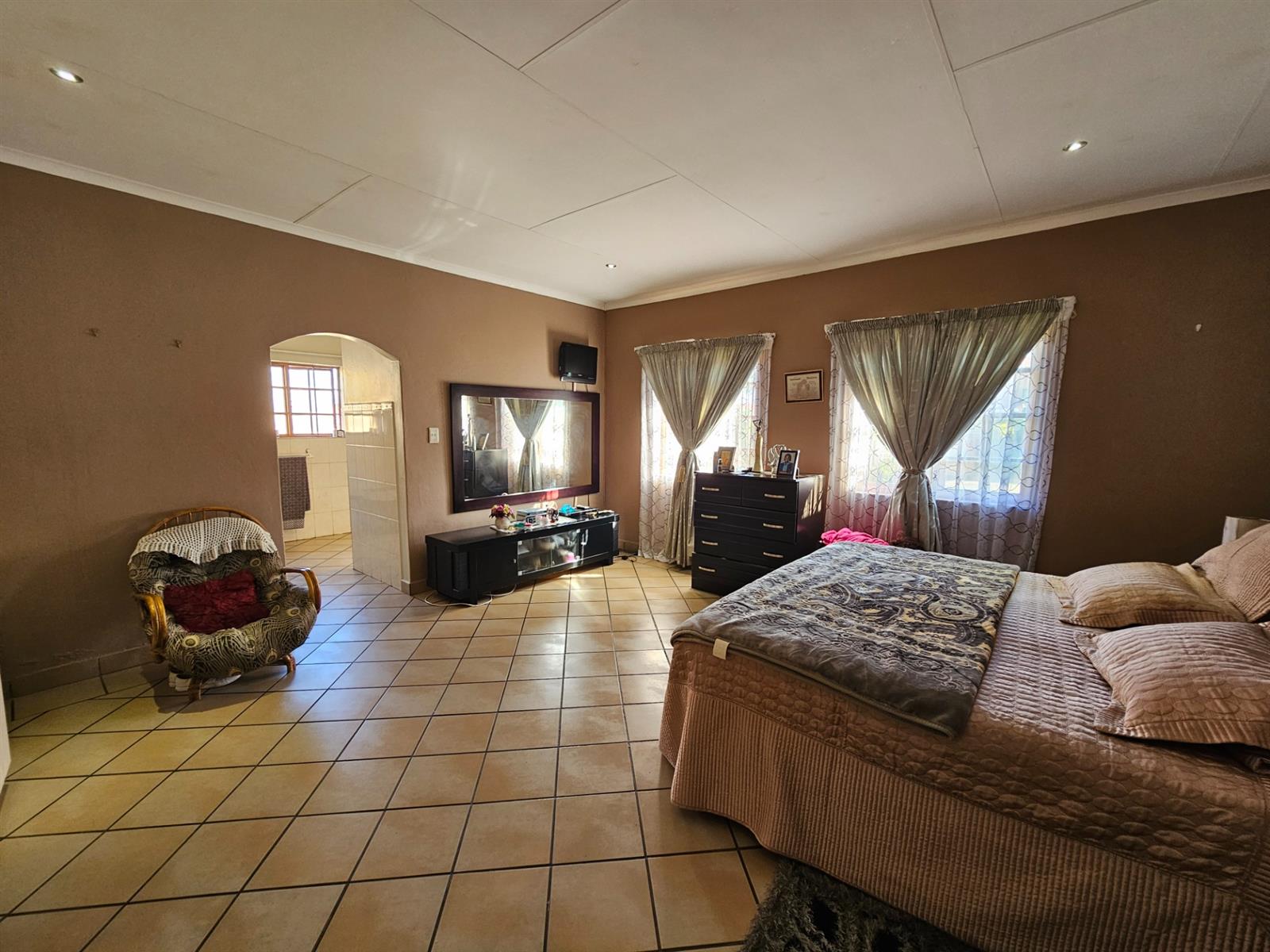 House For Sale in Colts Hill White River