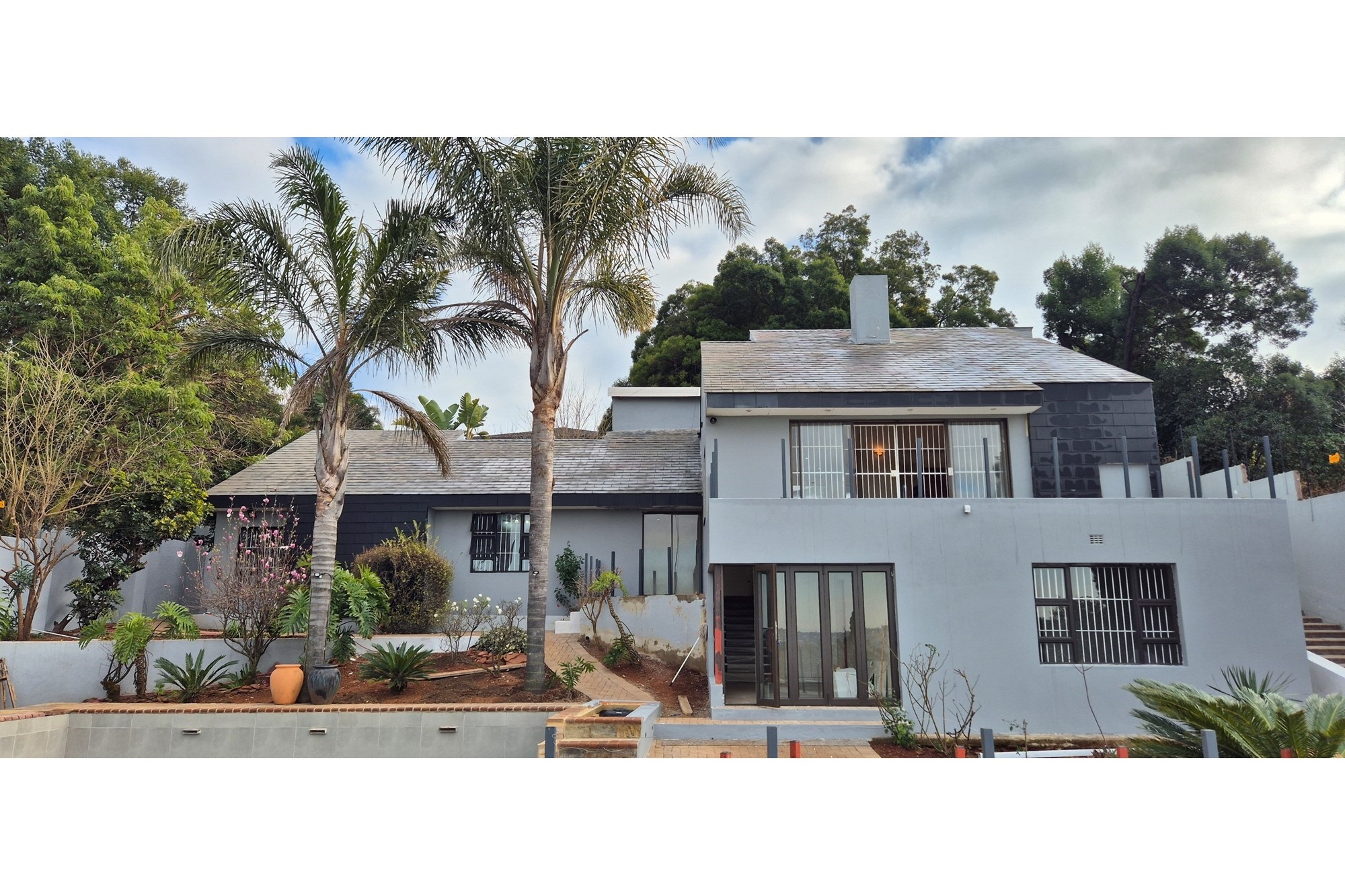 Beautiful Family Home with Views For Rental in Observatory