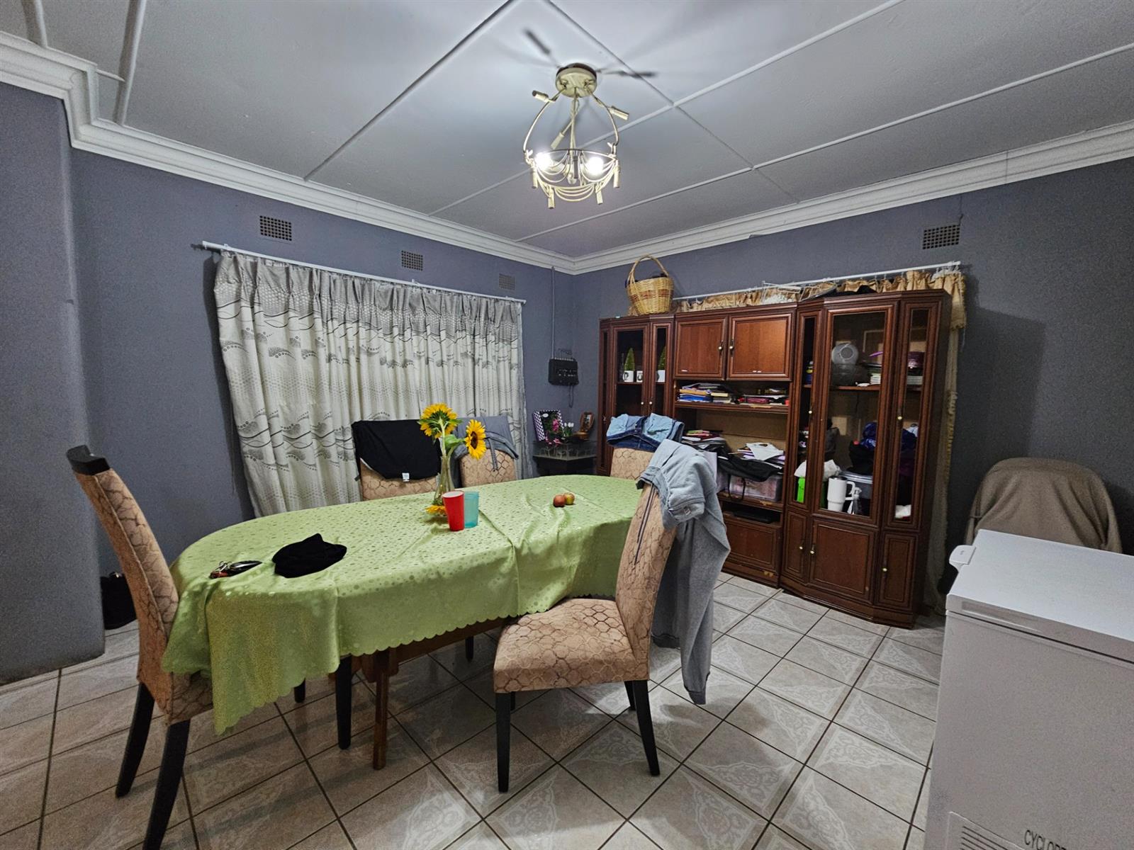 House on a big stand For Sale in Barberton