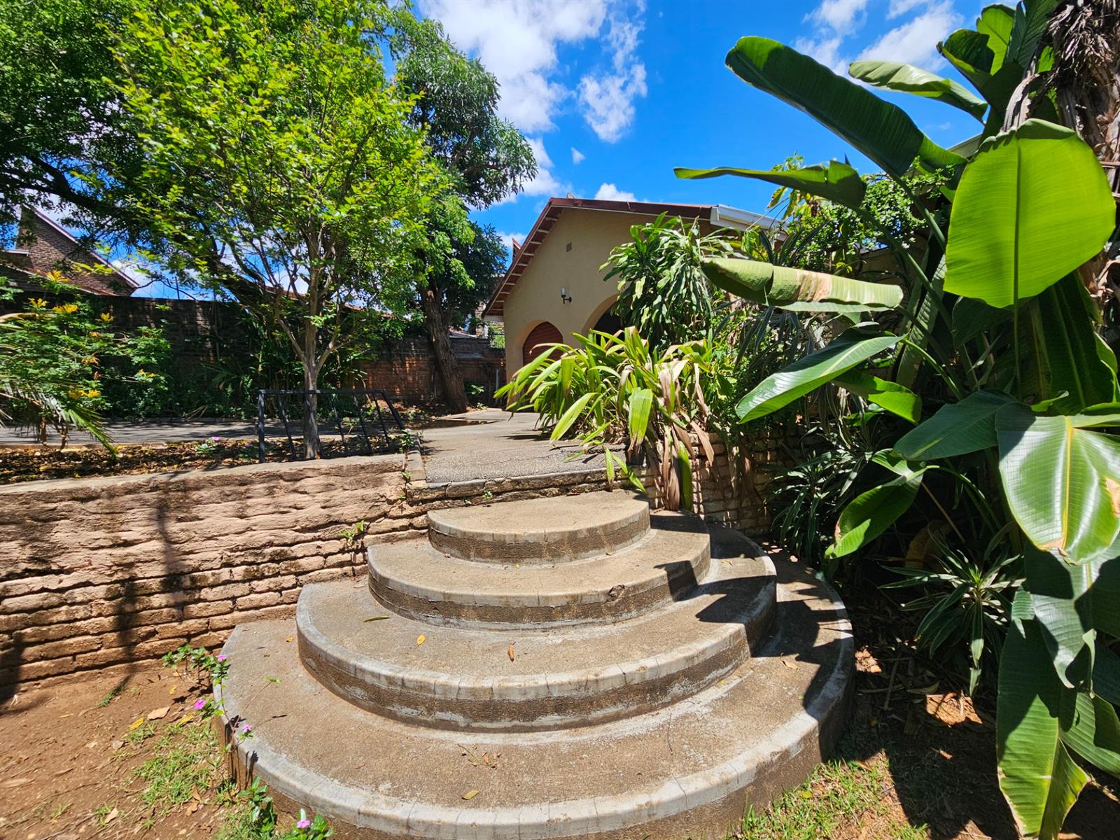 3 Bedroom House For Sale in Barberton