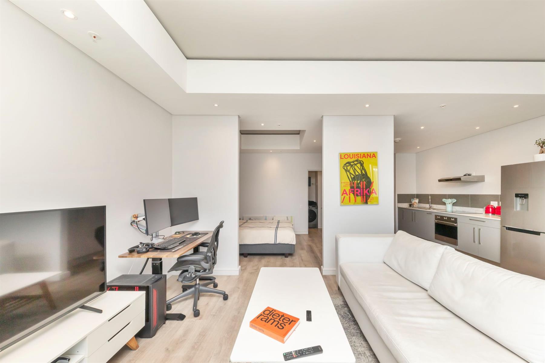 Furnished 1 Bedroom Apartment on the 23rd Floor - Harbour Arch