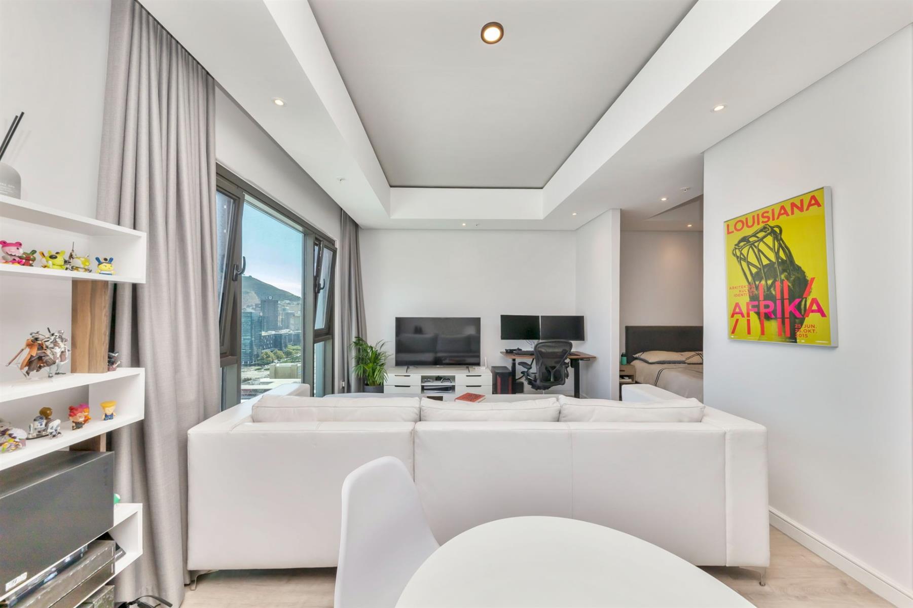 Apartment for rent in Foreshore, Cape Town, 23 (23rd floor), Harbour Arch, Harbour Arch Blvd, Foreshore, Cape Town, 8001, Foreshore, Cape Town, Western Cape, 51 m²