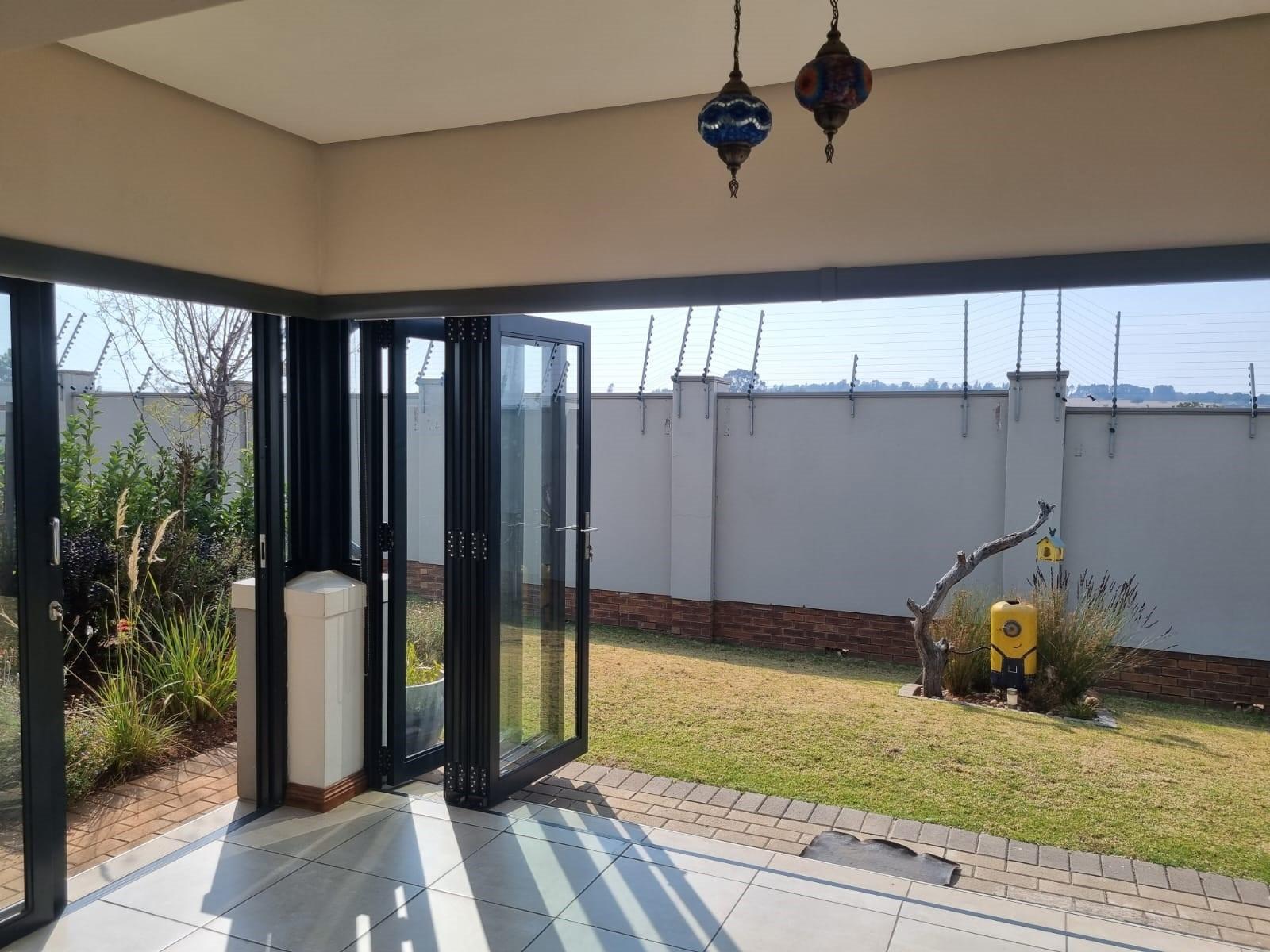 2 Bedrooms 2 Bathrooms House in an Amazing over 50s Estate