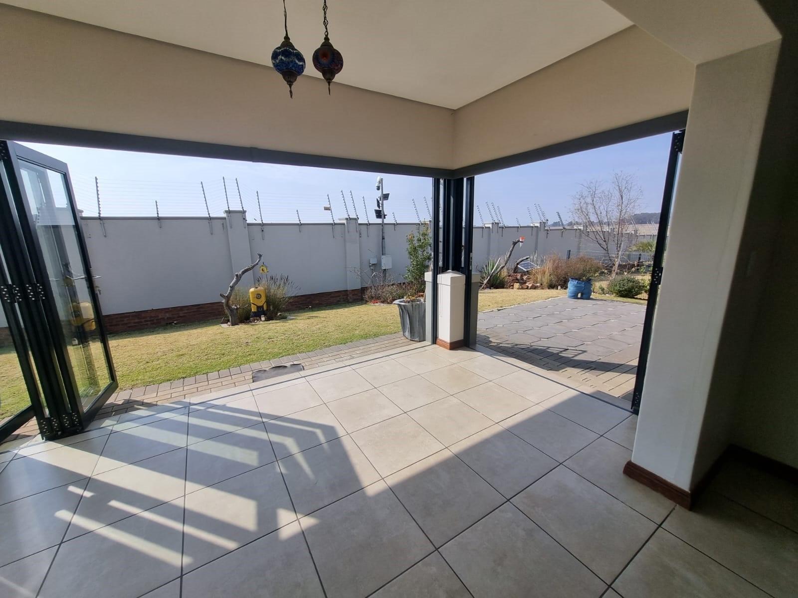 2 Bedrooms 2 Bathrooms House in an Amazing over 50s Estate