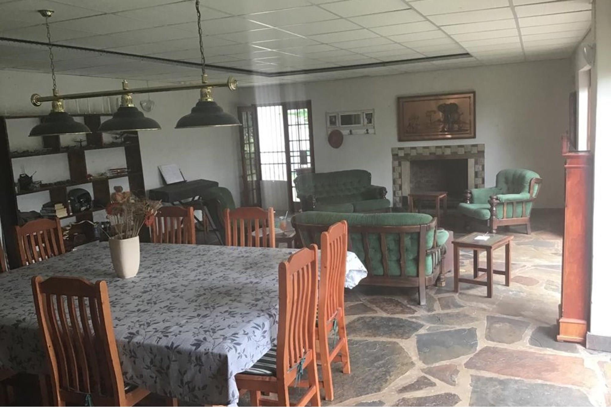 Farm on 43ha with solar power, strong borehole and income potential.