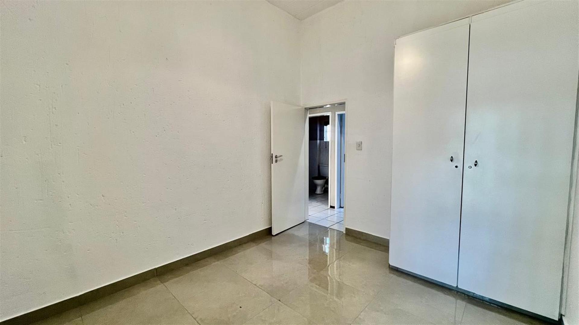 3 bed 2 bath ground floor, Lonehill