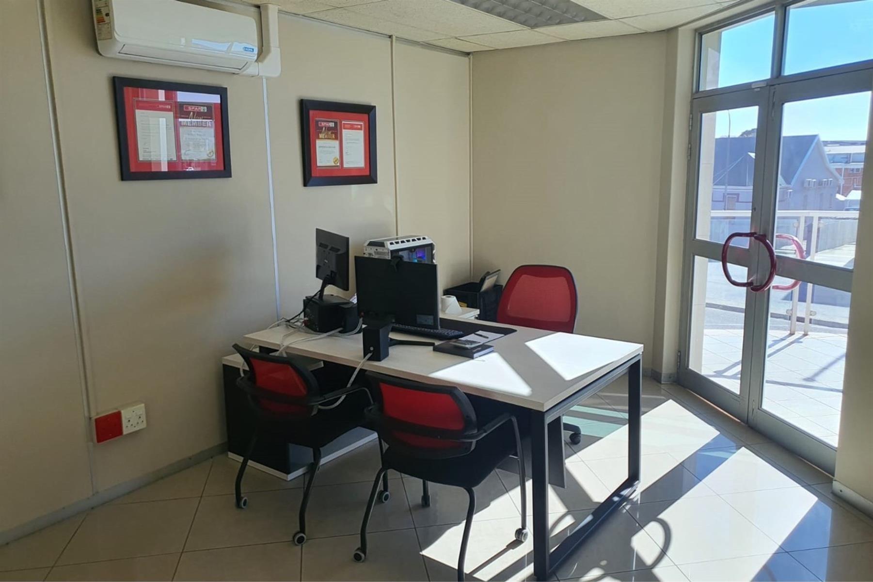 Office To Rent in Newton Park, Port Elizabeth