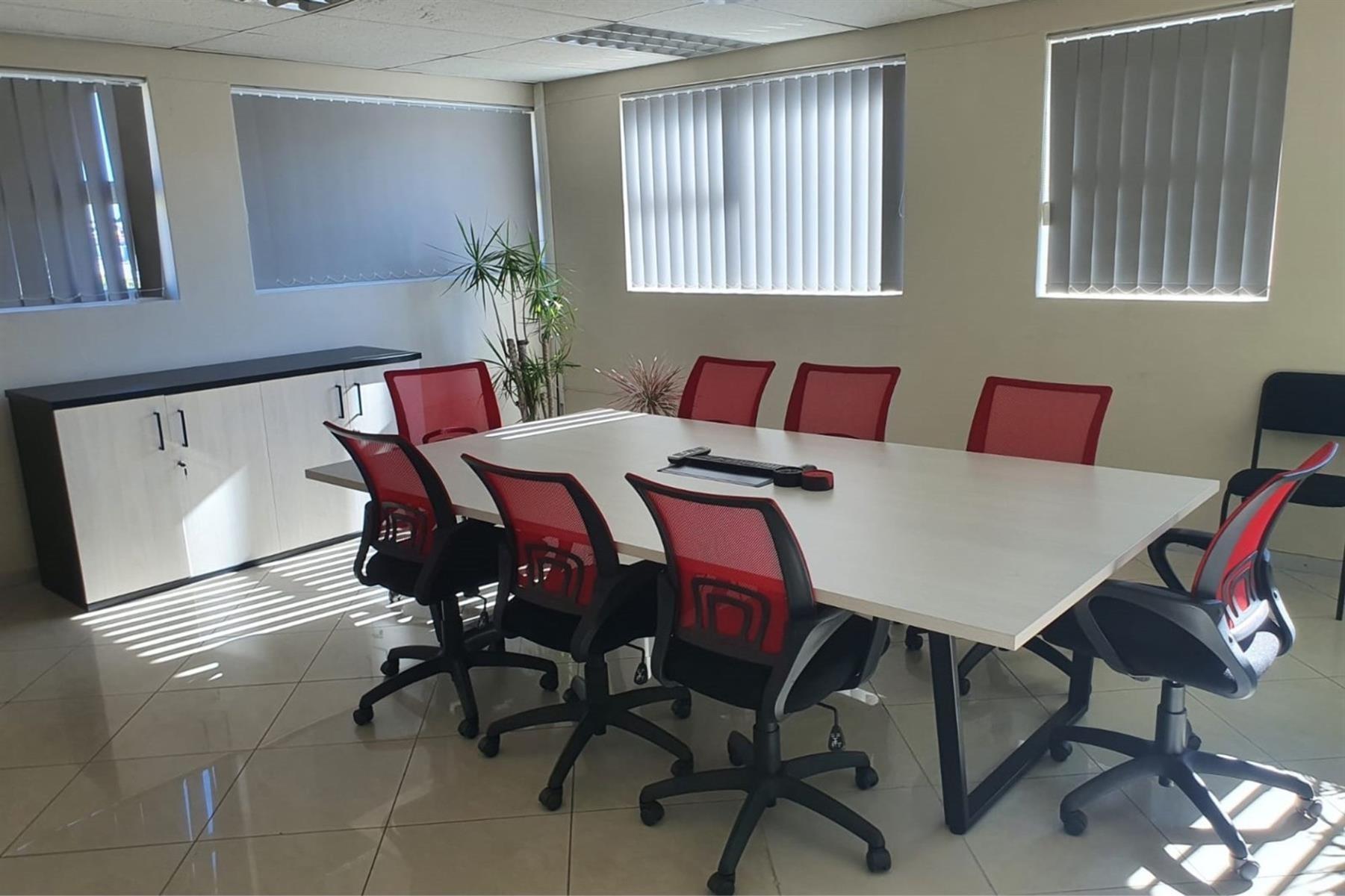Office To Rent in Newton Park, Port Elizabeth