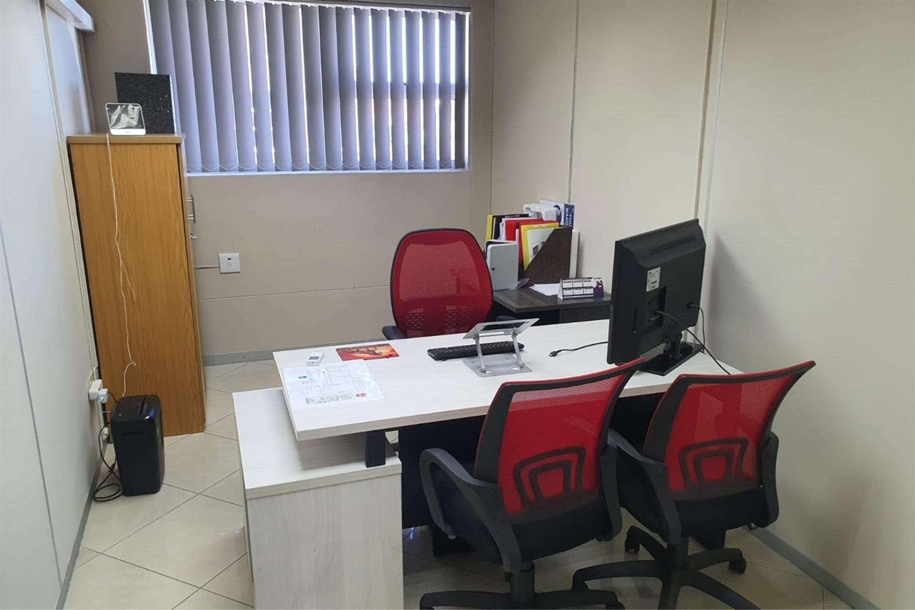 Office To Rent in Newton Park, Port Elizabeth