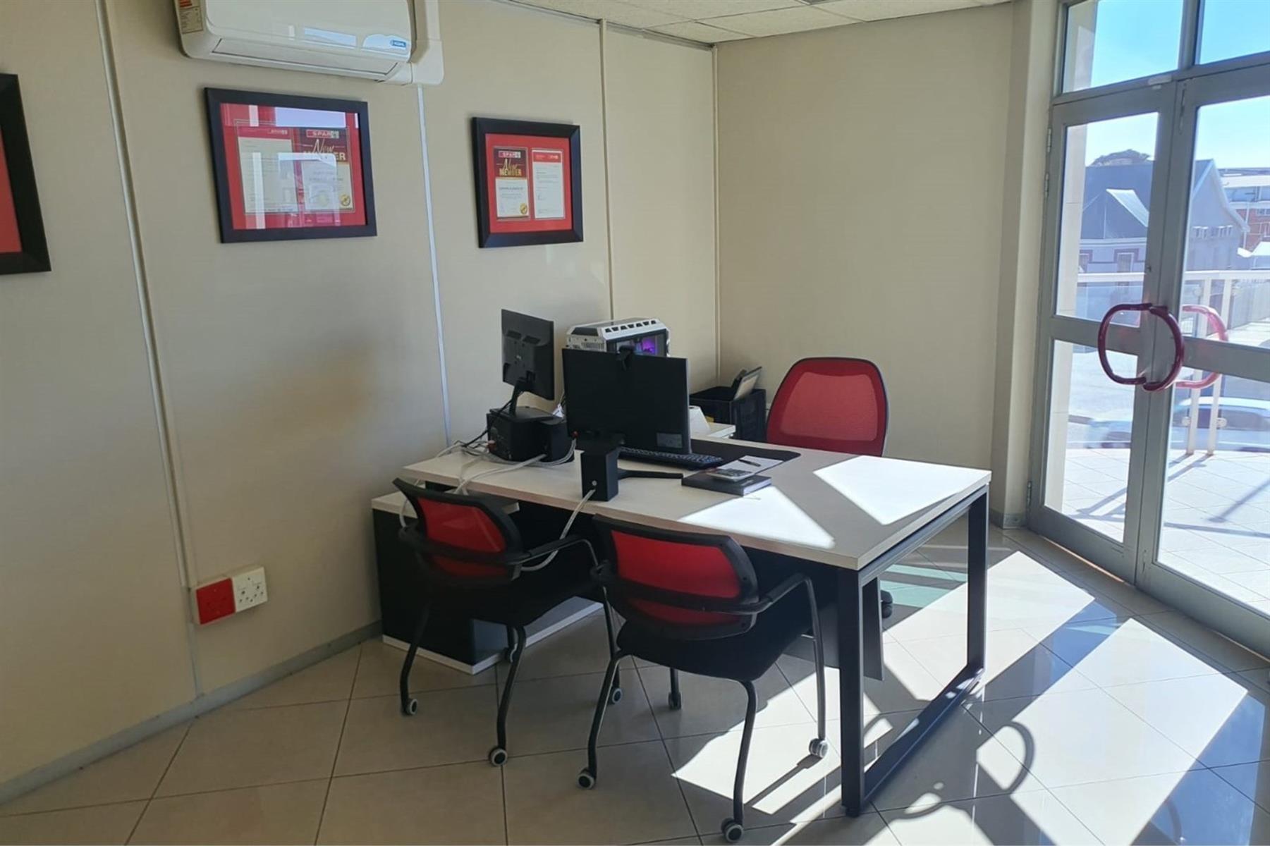 Office To Rent in Newton Park, Port Elizabeth