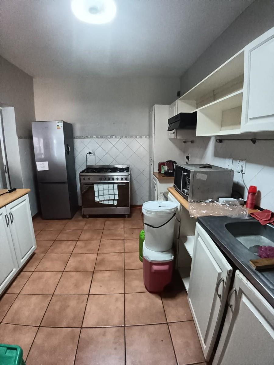 3 Bedroom Duplex to Rent in popular Inkwazi Complex (lots of extras)