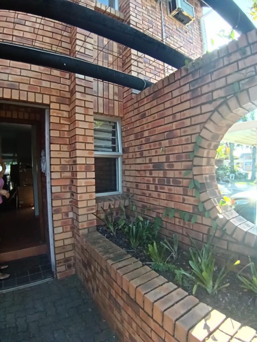 3 Bedroom Duplex to Rent in popular Inkwazi Complex (lots of extras)