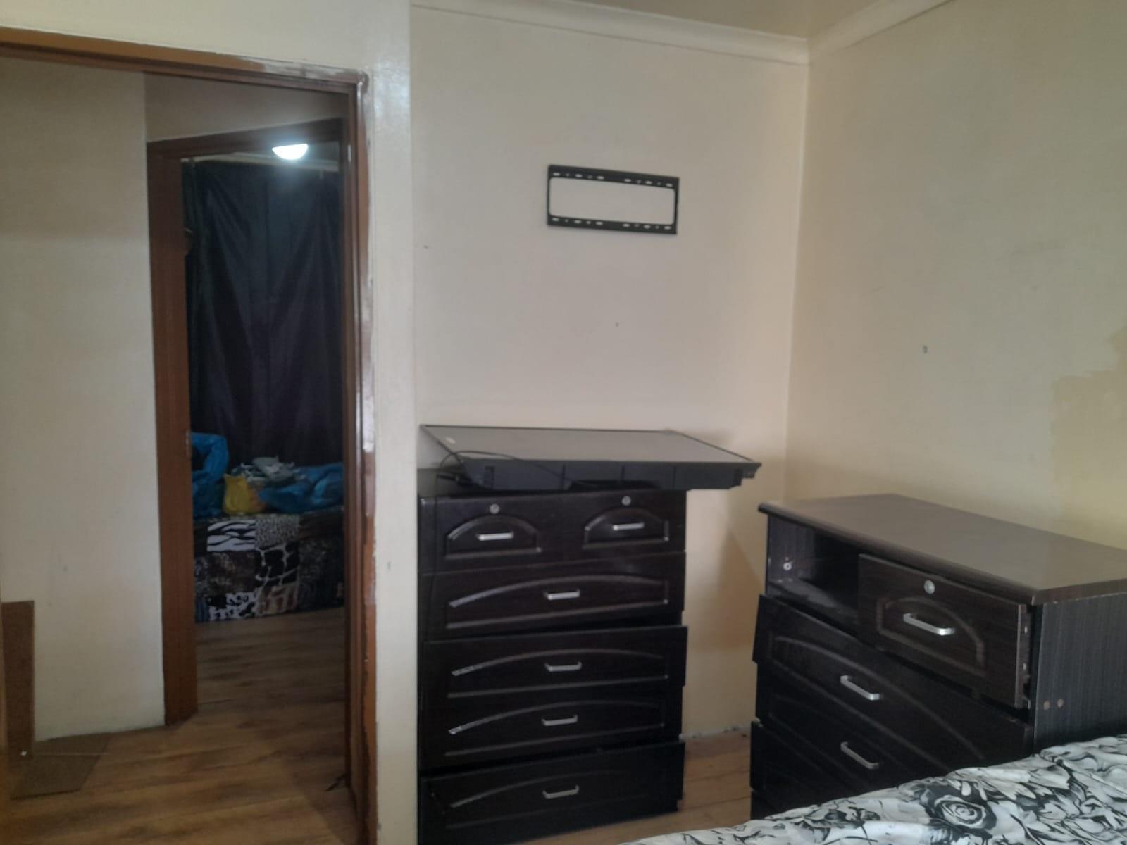 2 Bedroom House For Sale in Leiden, Delft